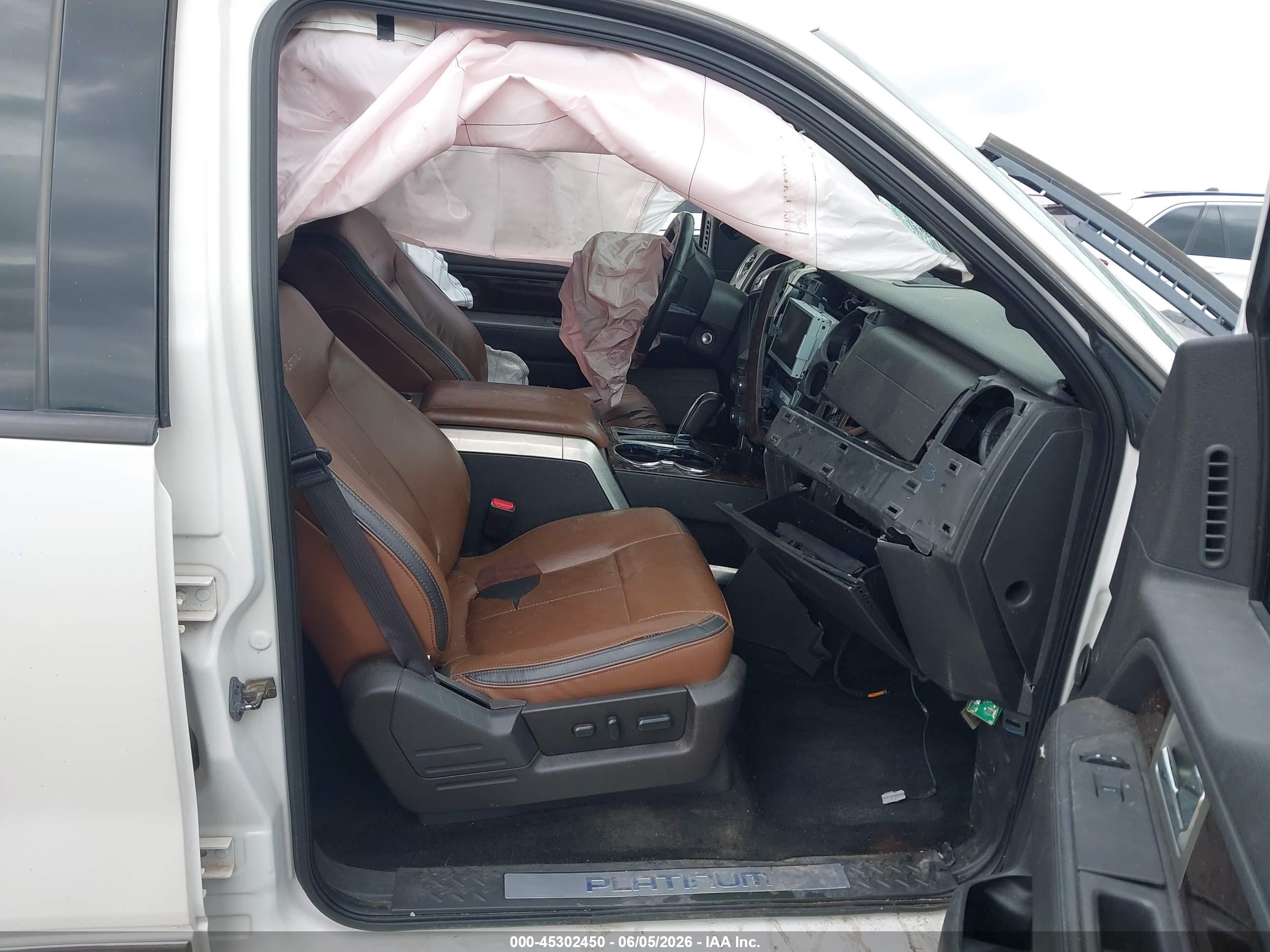 2014 Ford F-150 Platinum Белый vin: 1FTFW1EF8EFA11182
