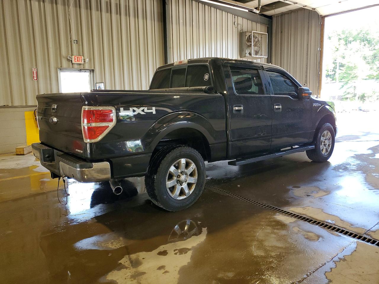 2014 Ford F150 Supercrew Black vin: 1FTFW1EF8EFA48586