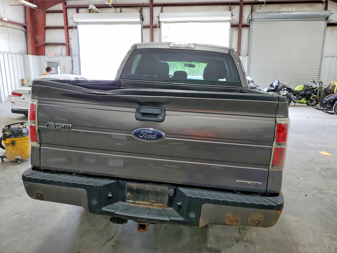 2014 Ford F150 Supercrew Silver vin: 1FTFW1EF8EFA88957