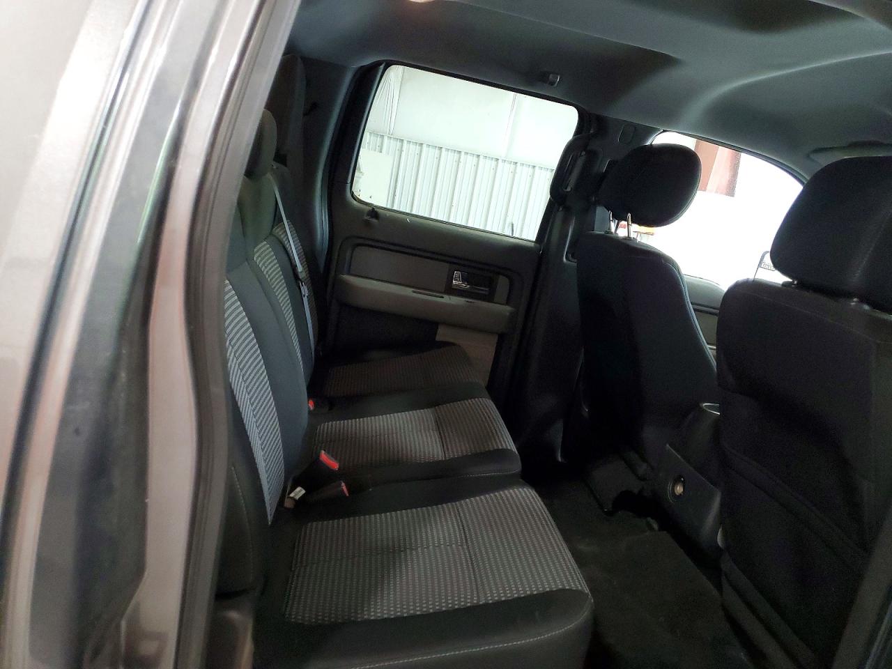 2014 Ford F150 Supercrew Silver vin: 1FTFW1EF8EFA88957