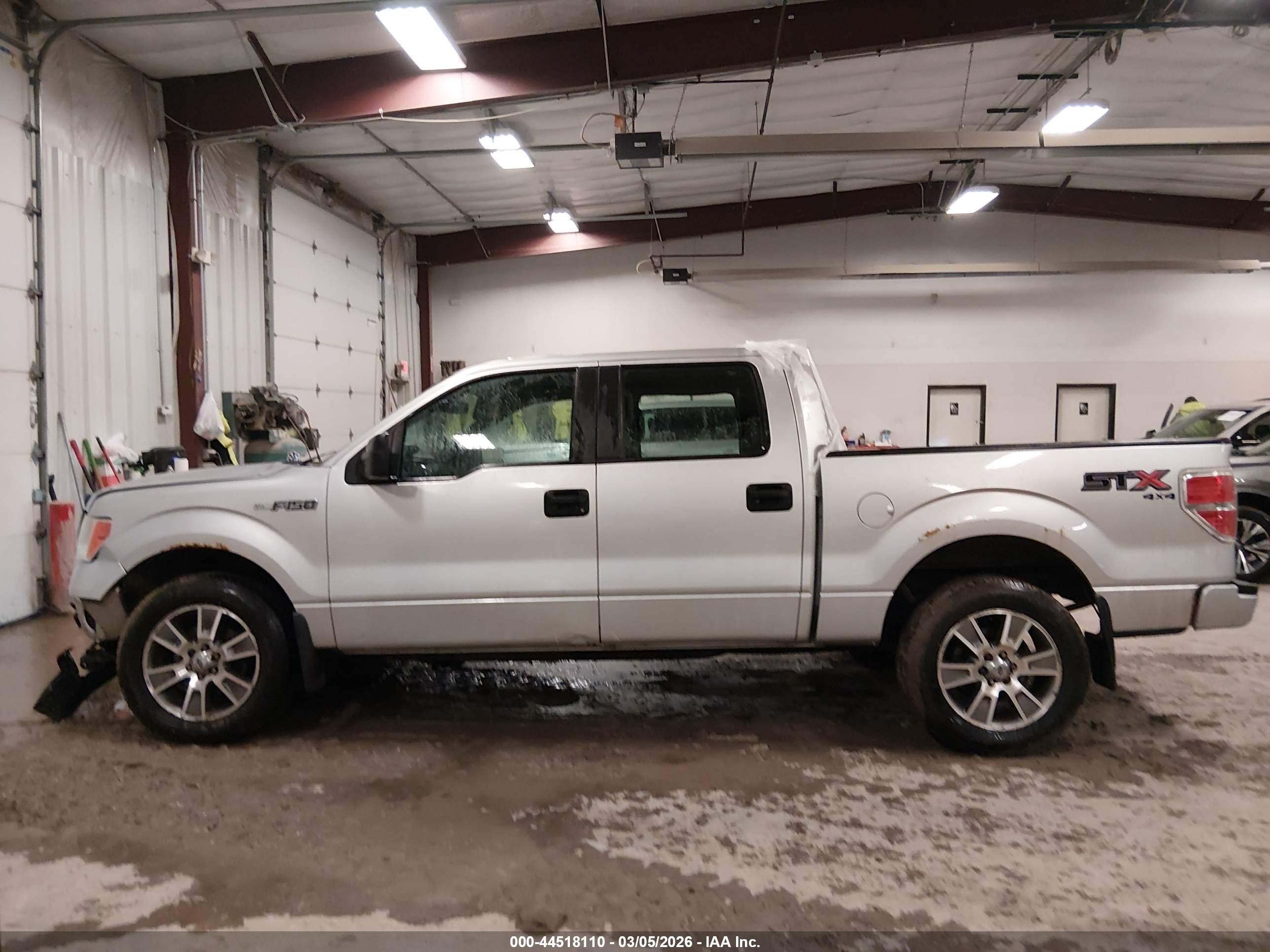 2014 Ford F-150 Stx Silver vin: 1FTFW1EF8EFC14833