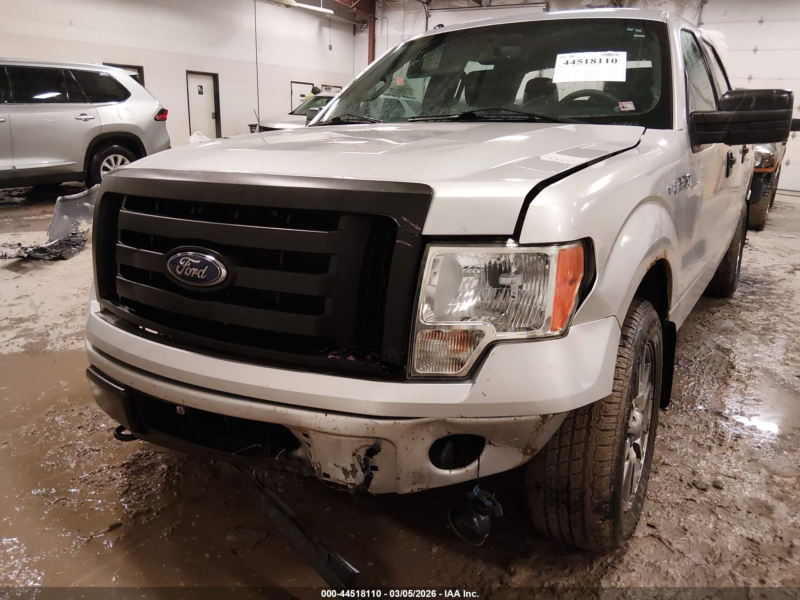 2014 Ford F-150 Stx Silver vin: 1FTFW1EF8EFC14833