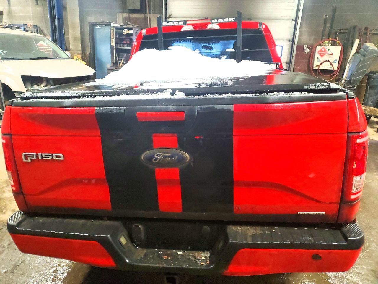 2016 Ford F150 Unknown Красный vin: 1FTFW1EF8GFC69933