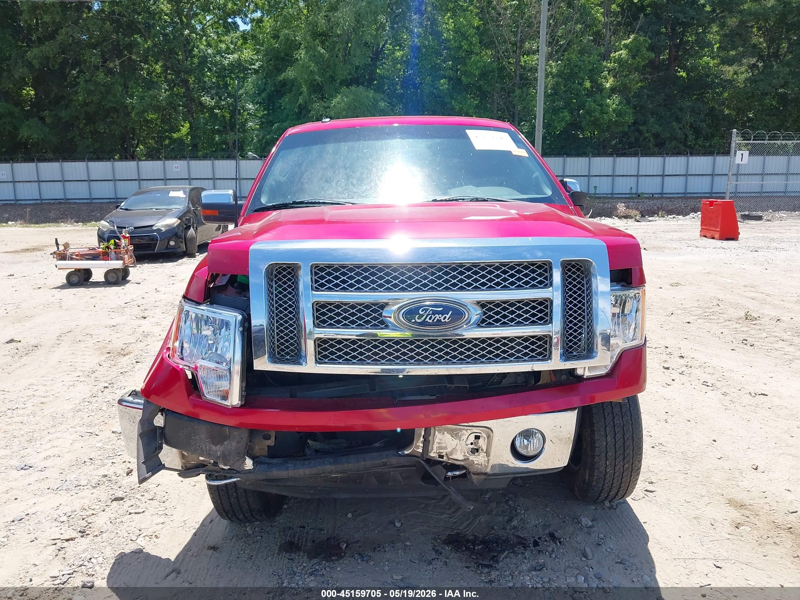 2011 Ford F-150 Lariat Red vin: 1FTFW1EF9BFA49659