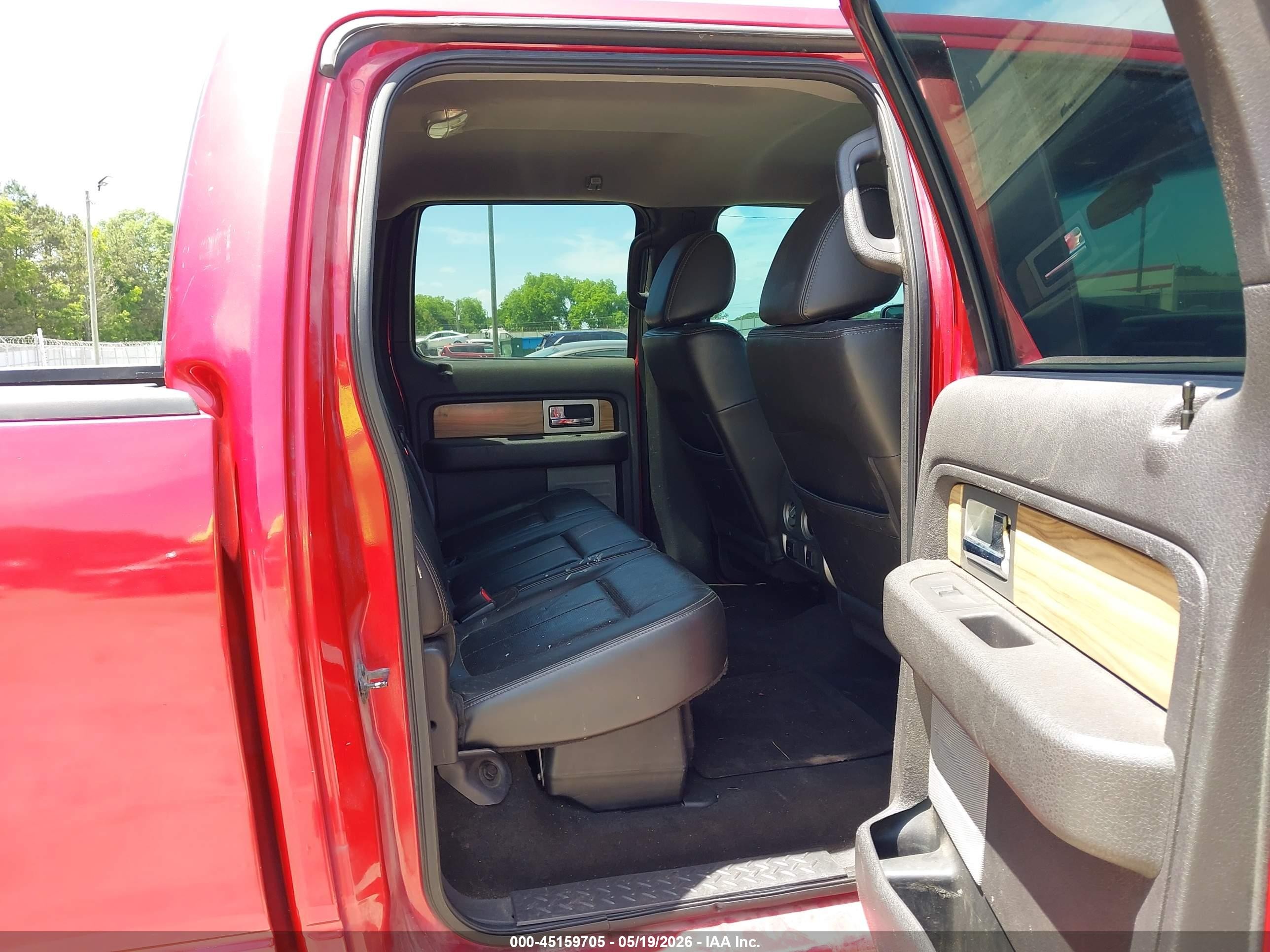 2011 Ford F-150 Lariat Red vin: 1FTFW1EF9BFA49659