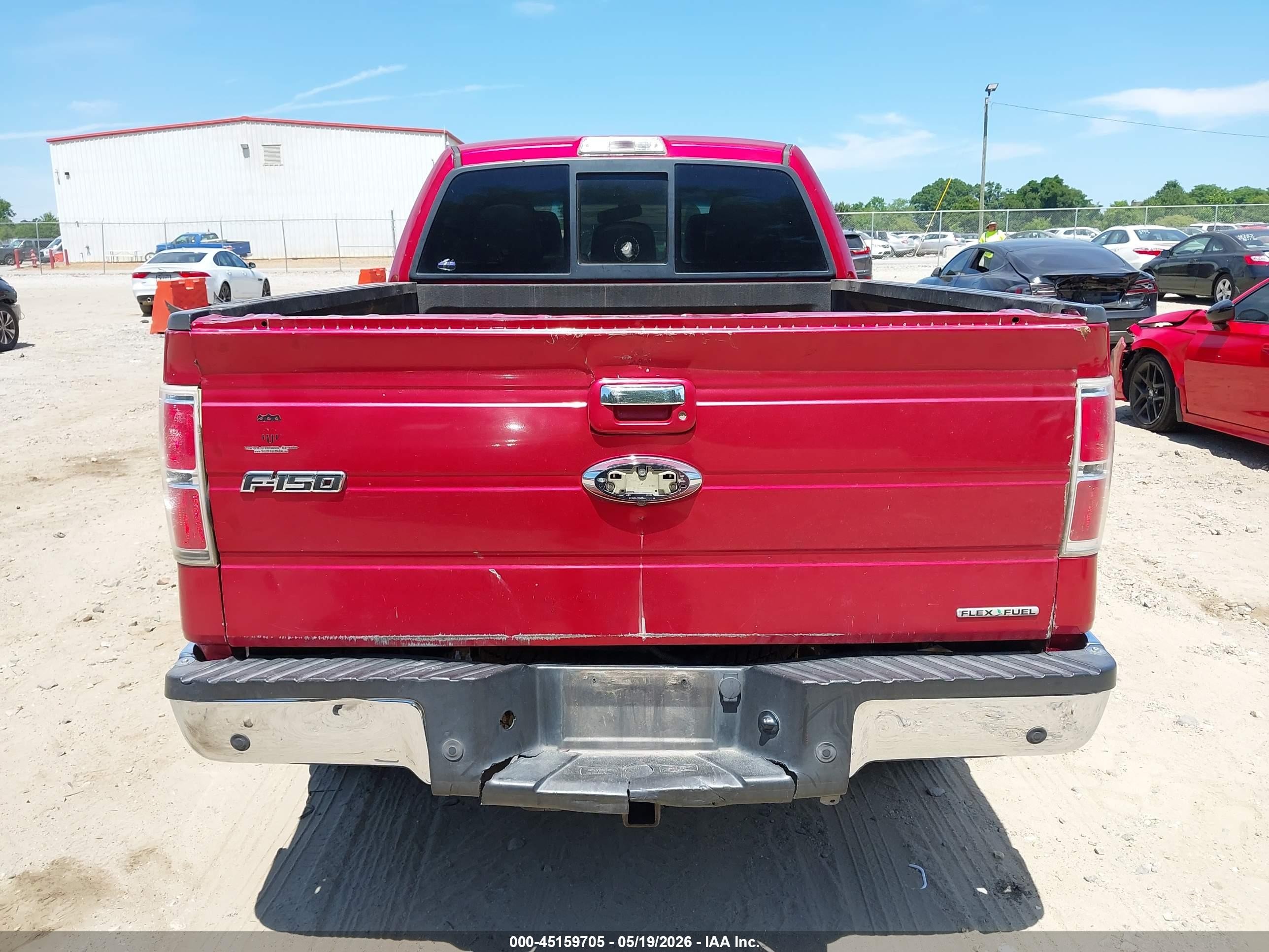 2011 Ford F-150 Lariat Red vin: 1FTFW1EF9BFA49659