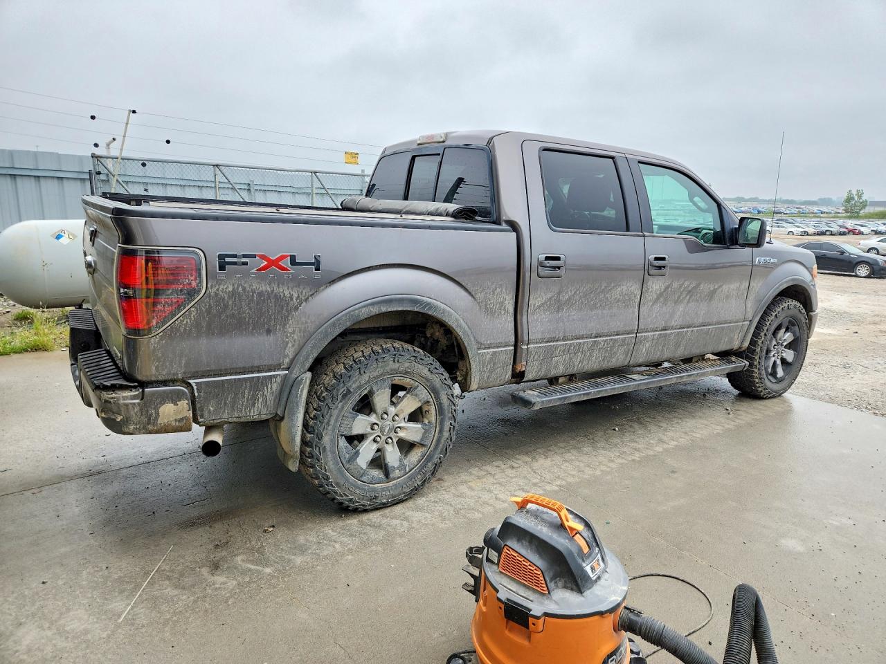 2011 Ford F150 Supercrew Gray vin: 1FTFW1EF9BFB61829