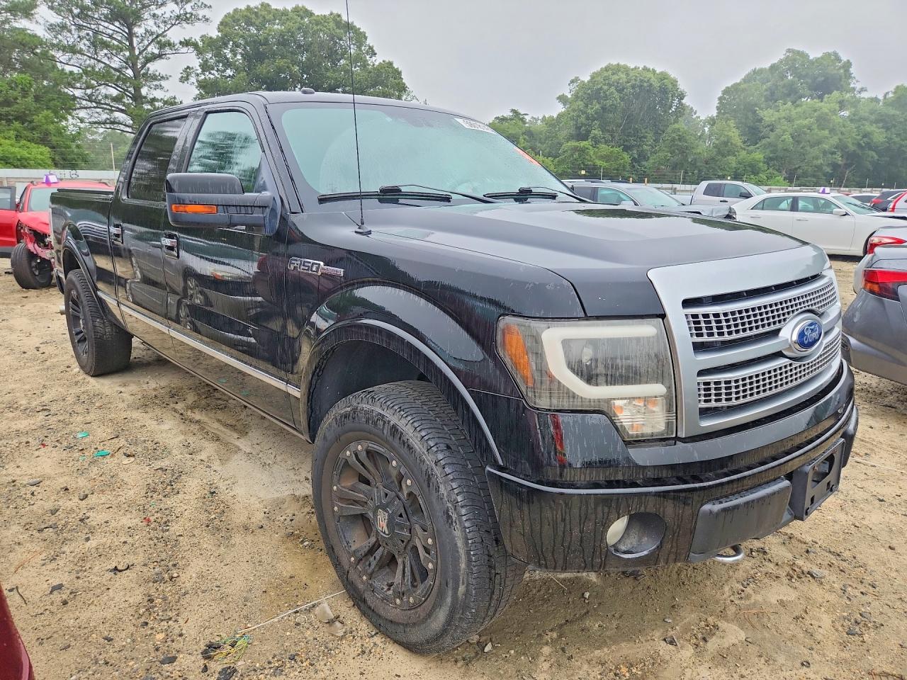 2011 Ford 12 Pass Va Black vin: 1FTFW1EF9BFD05802