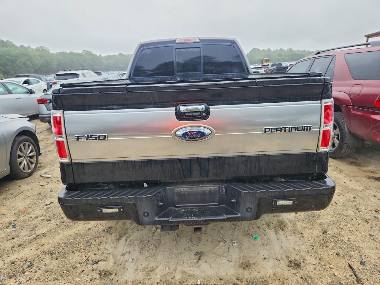 2011 Ford 12 Pass Va Black vin: 1FTFW1EF9BFD05802