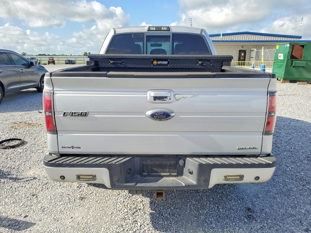 2011 Ford F150 Silver vin: 1FTFW1EF9BKD43148