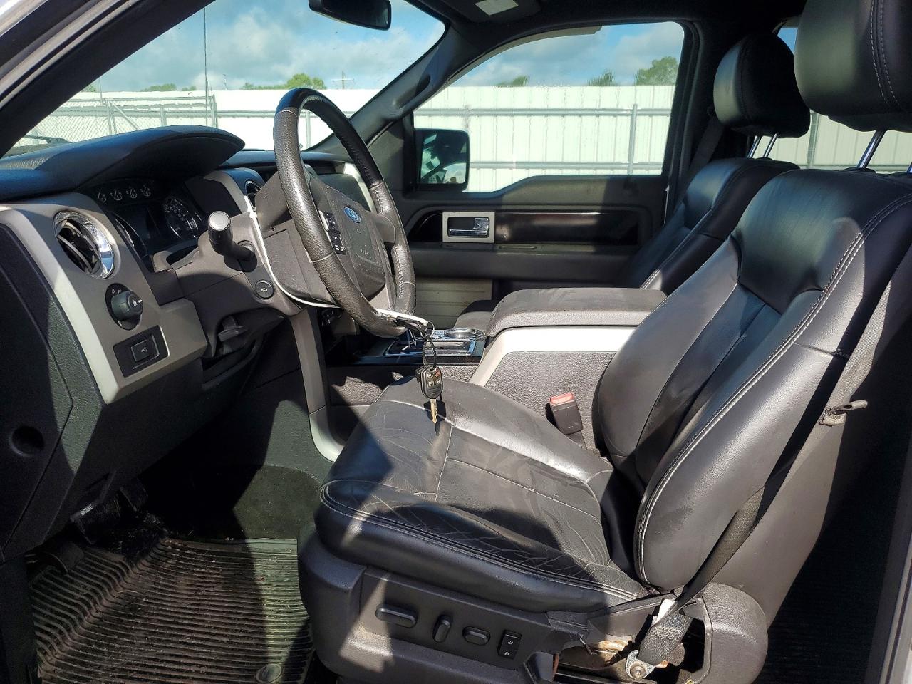 2011 Ford F150 Silver vin: 1FTFW1EF9BKD43148