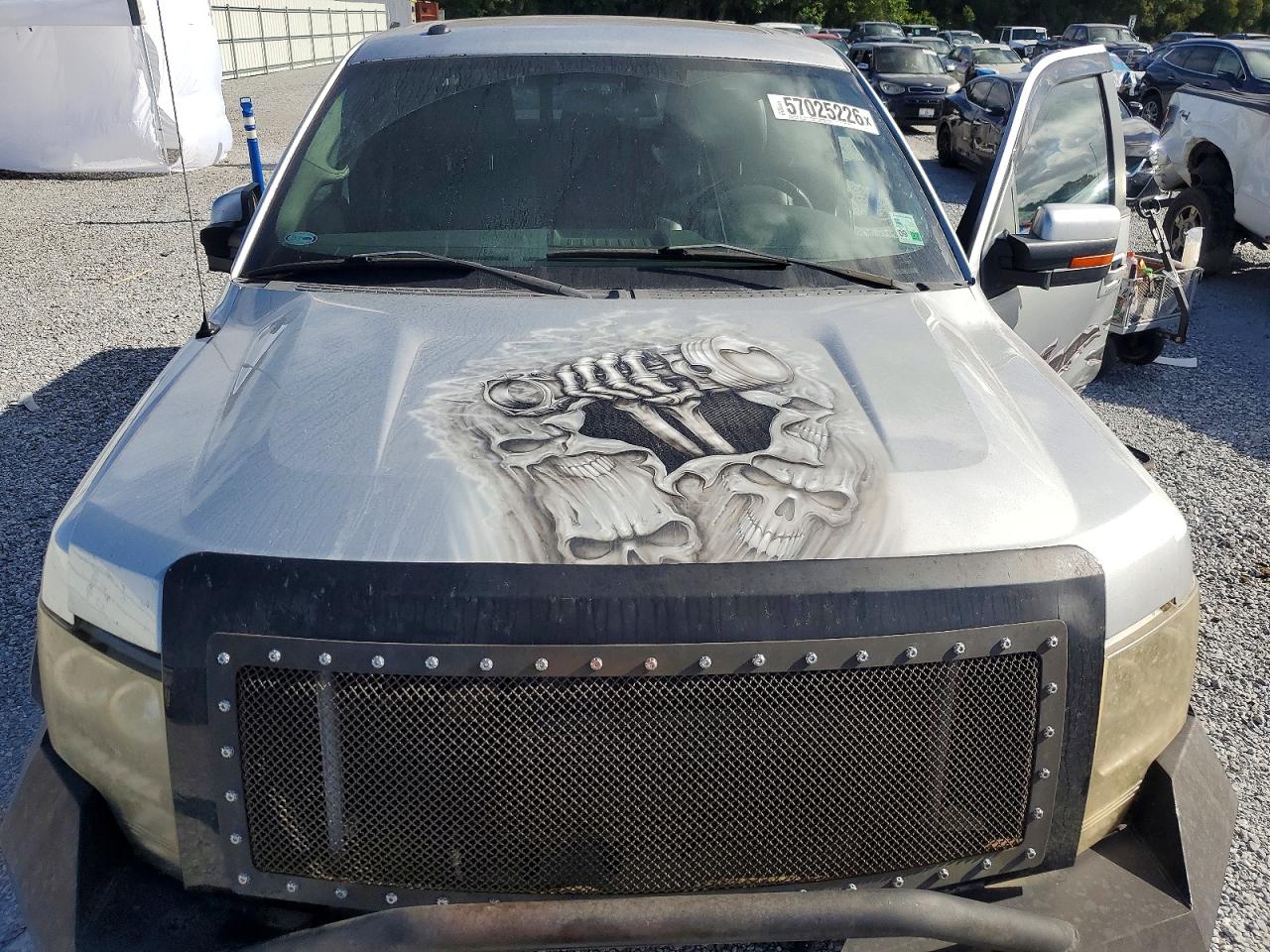 2011 Ford F150 Silver vin: 1FTFW1EF9BKD43148