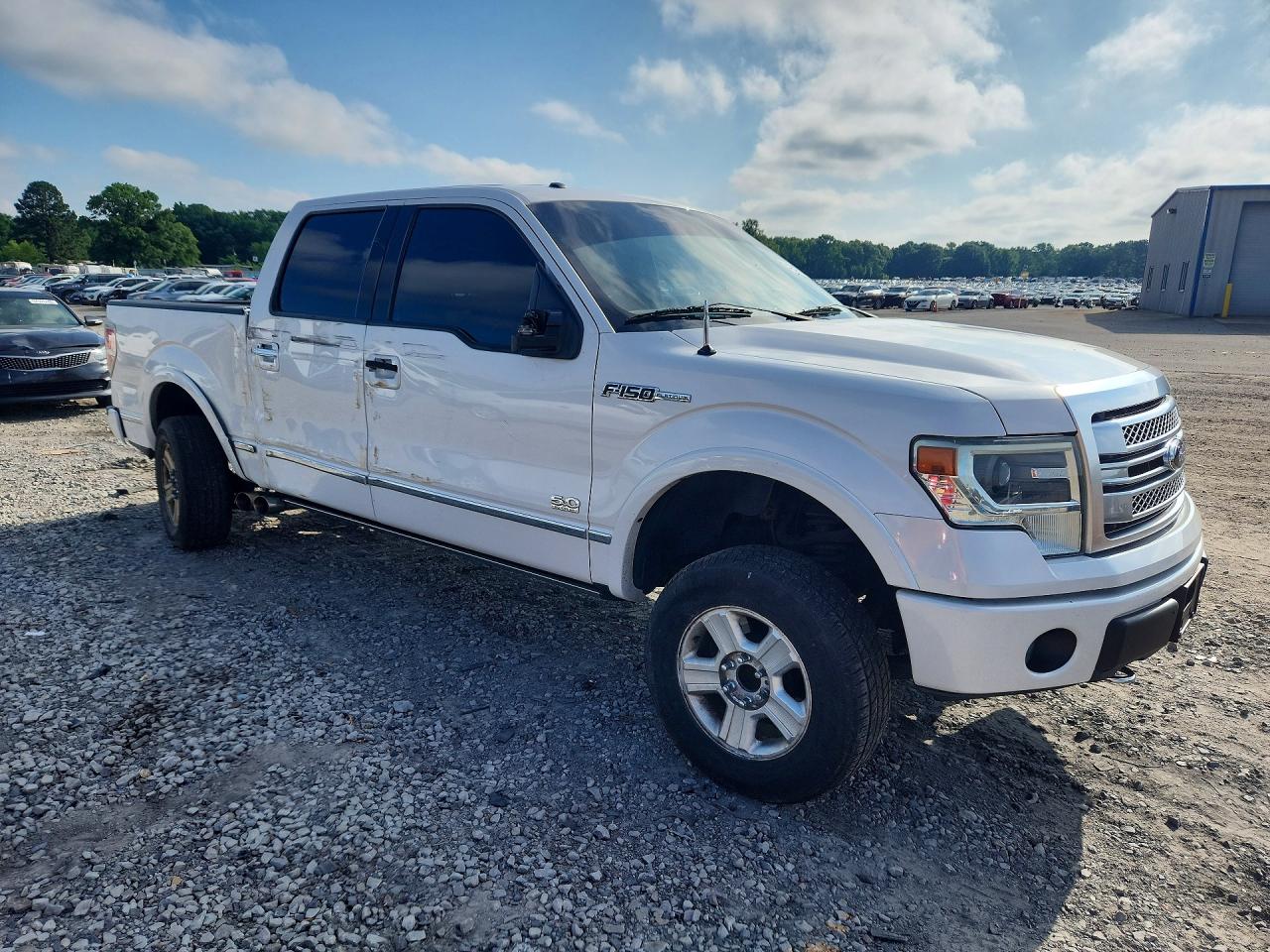 2013 Ford F150 Supercrew White vin: 1FTFW1EF9DFB80481