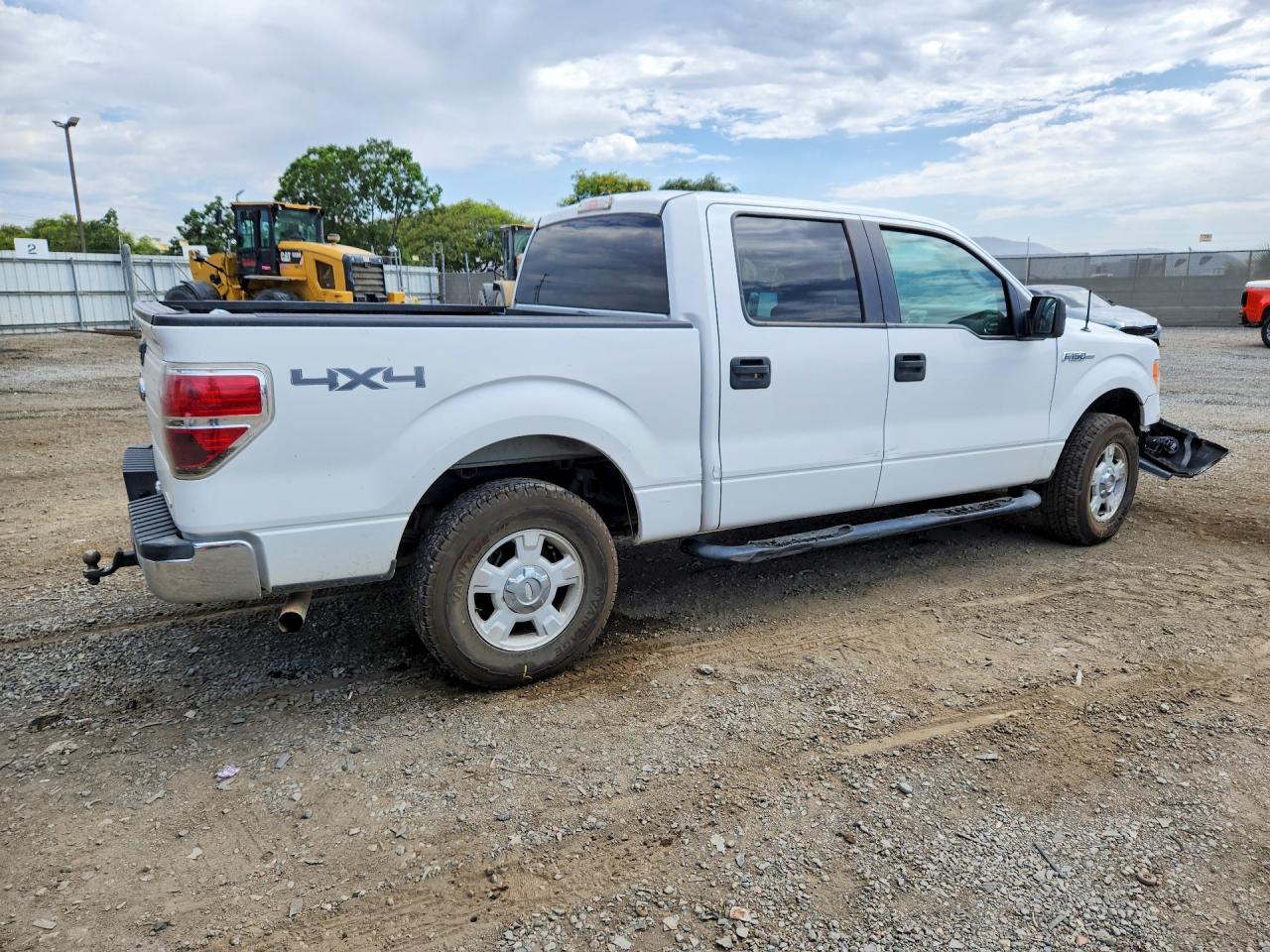 2013 Ford F150 Supercrew White vin: 1FTFW1EF9DFC36158