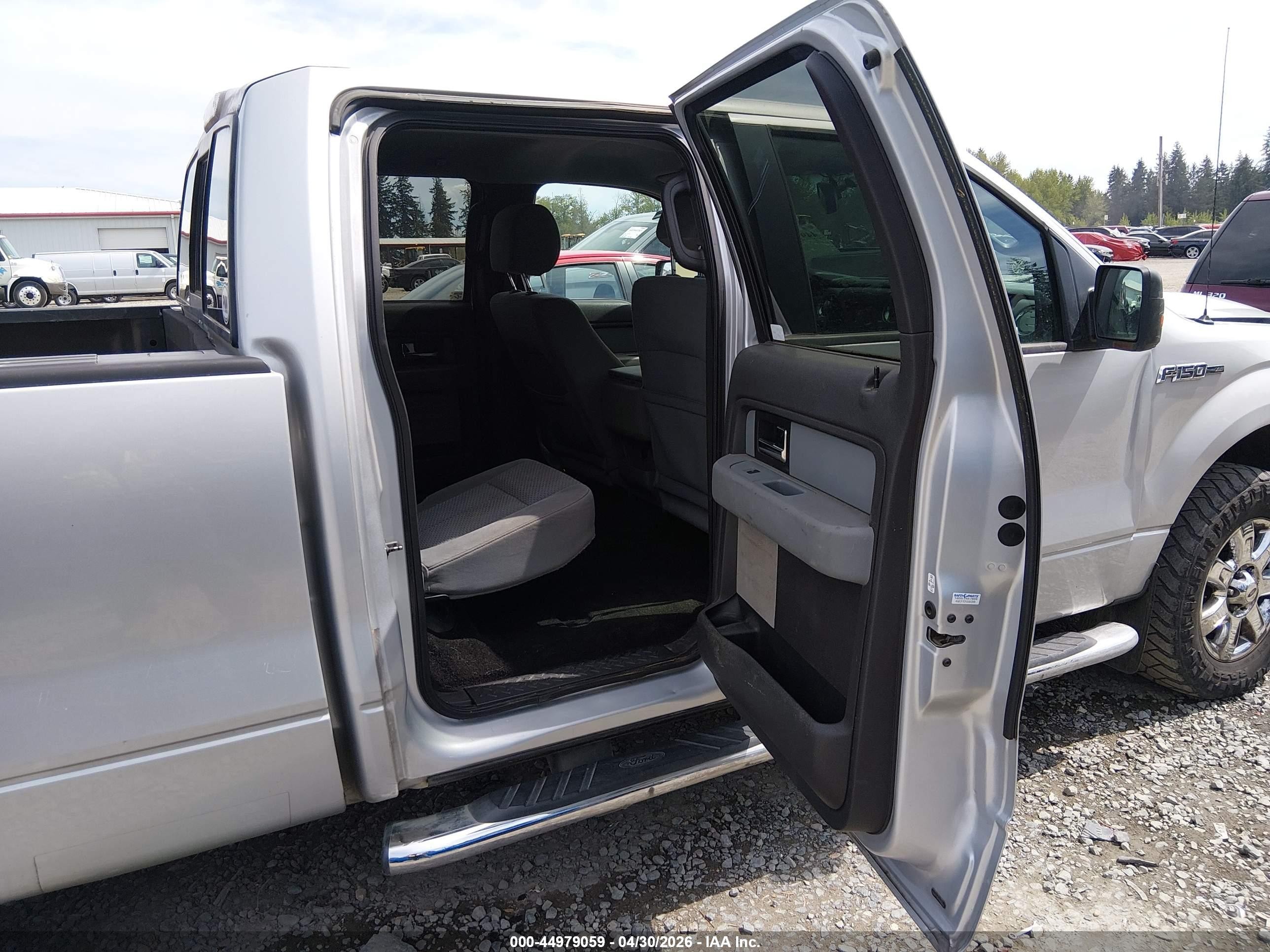 2013 Ford F-150 Xlt Silver vin: 1FTFW1EF9DKD55044