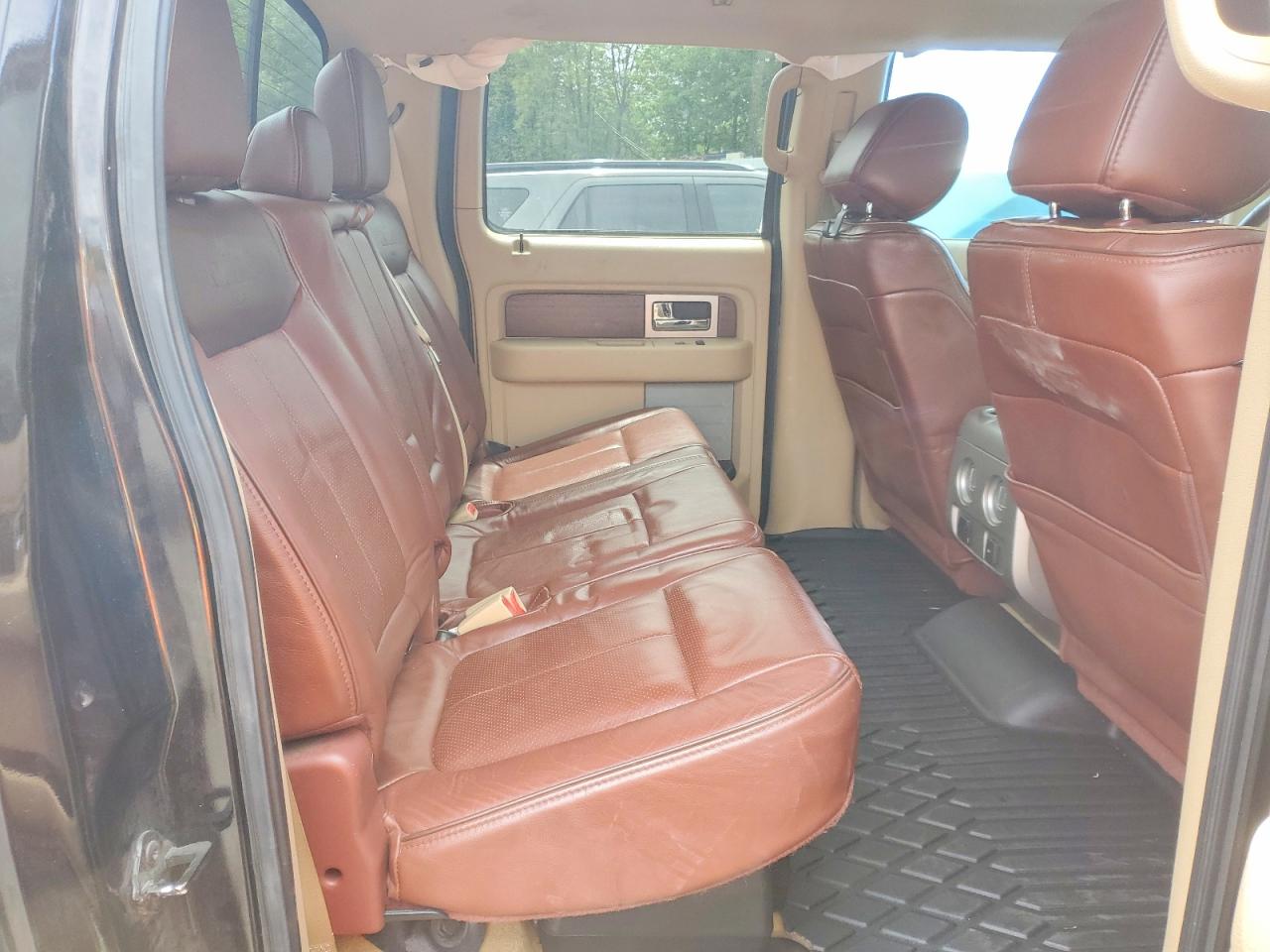 2013 Ford F150 Supercrew Two Tone vin: 1FTFW1EF9DKF07243