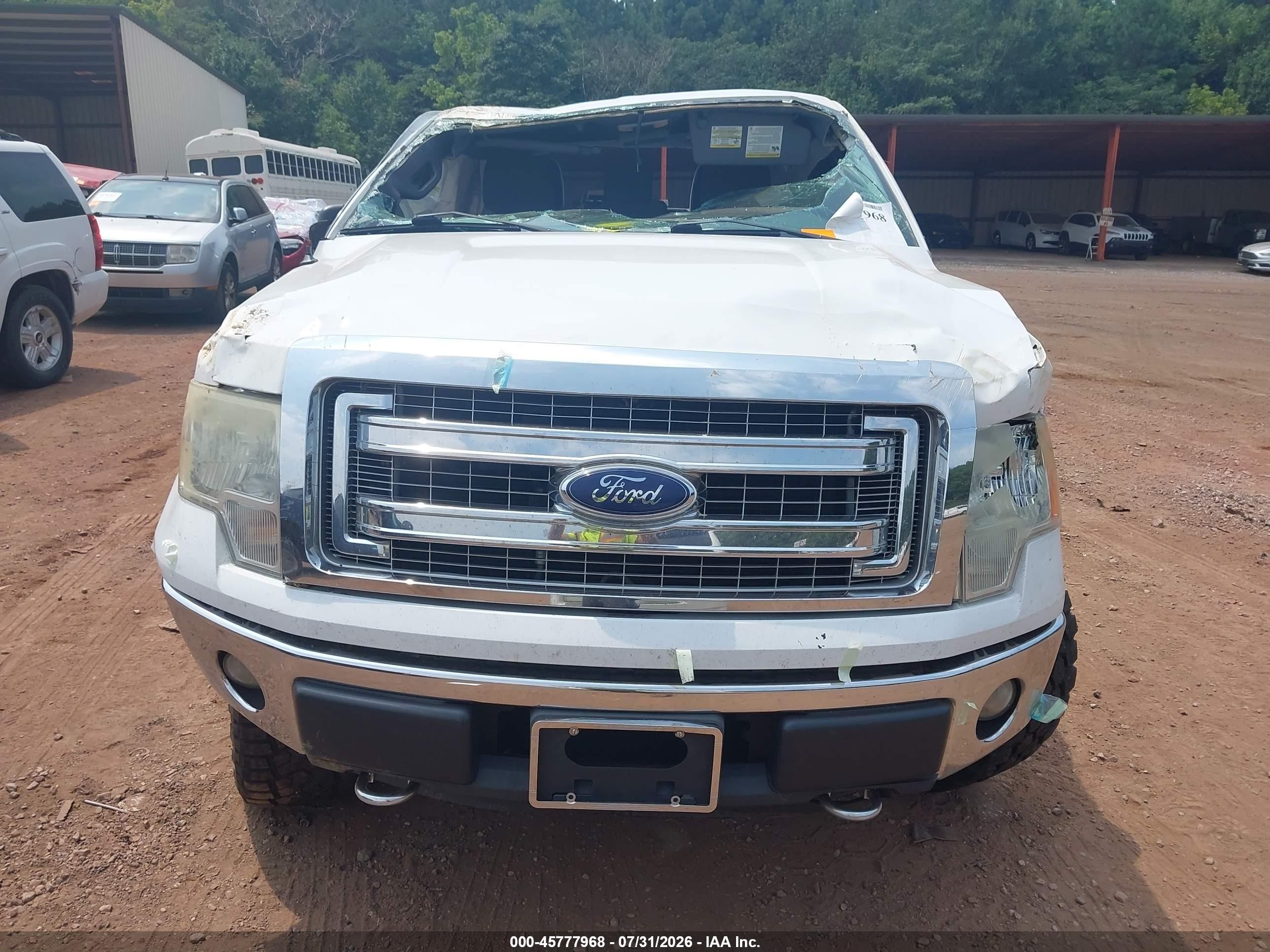 2014 Ford F-150 Xlt White vin: 1FTFW1EF9EFB02400