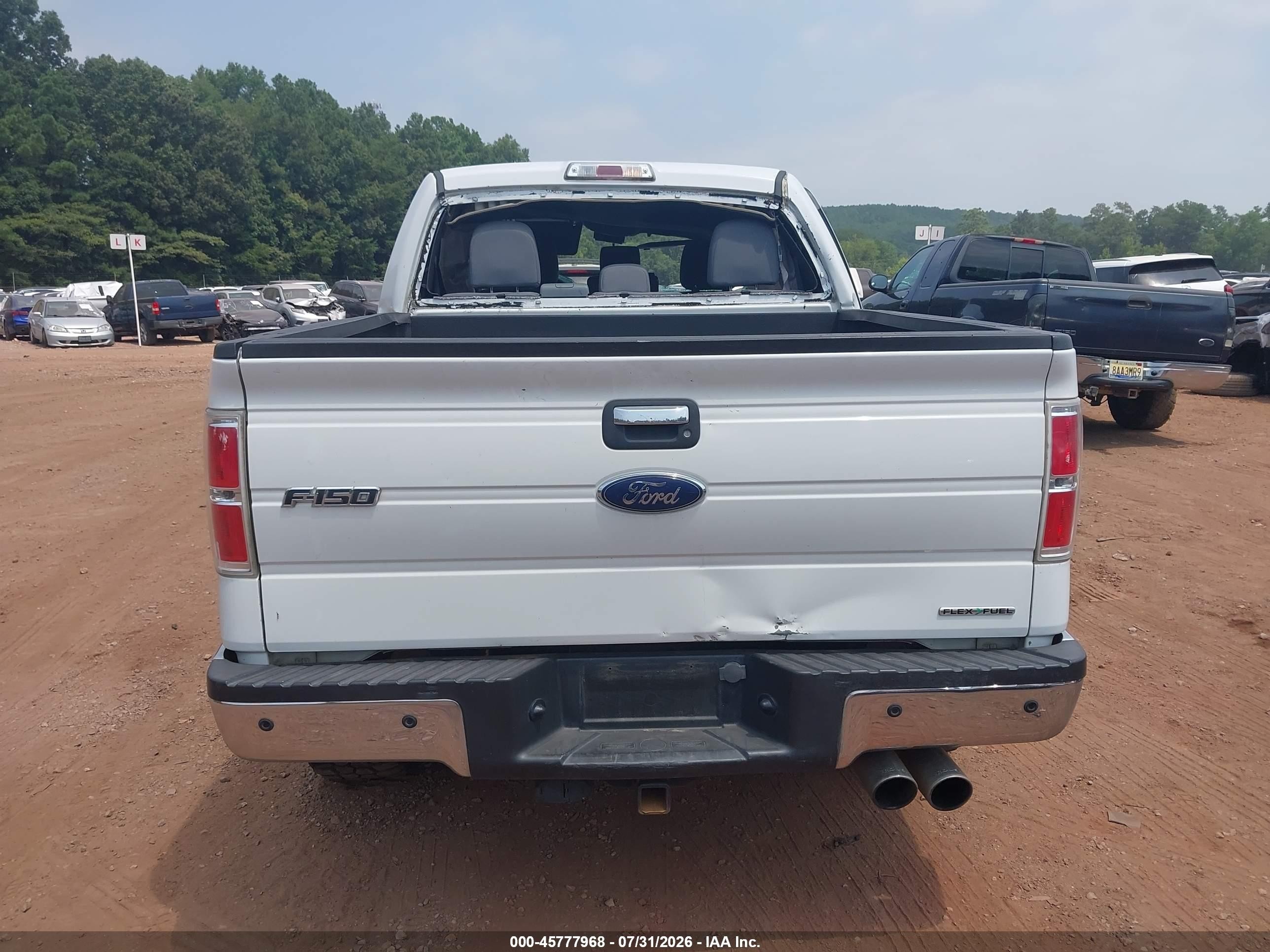 2014 Ford F-150 Xlt White vin: 1FTFW1EF9EFB02400