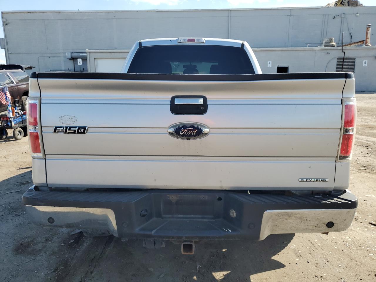 2014 Ford F150 Supercrew Серебряный vin: 1FTFW1EF9EFB19469 Damage: Tailgate, Chipped, 4
