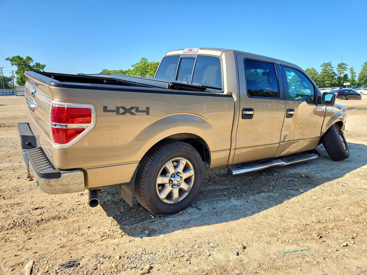 2014 Ford F150 Supercrew Gold vin: 1FTFW1EF9EFB97153
