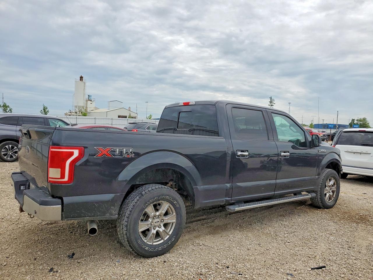 2015 Ford F150 Supercrew Black vin: 1FTFW1EF9FFC40472