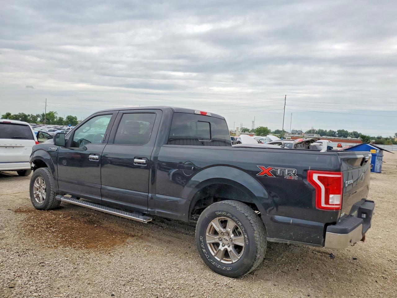 2015 Ford F150 Supercrew Black vin: 1FTFW1EF9FFC40472