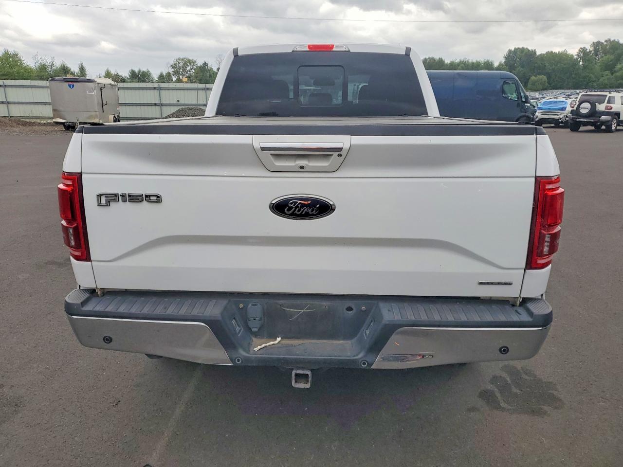 2015 Ford F150 Supercrew White vin: 1FTFW1EF9FKE00650