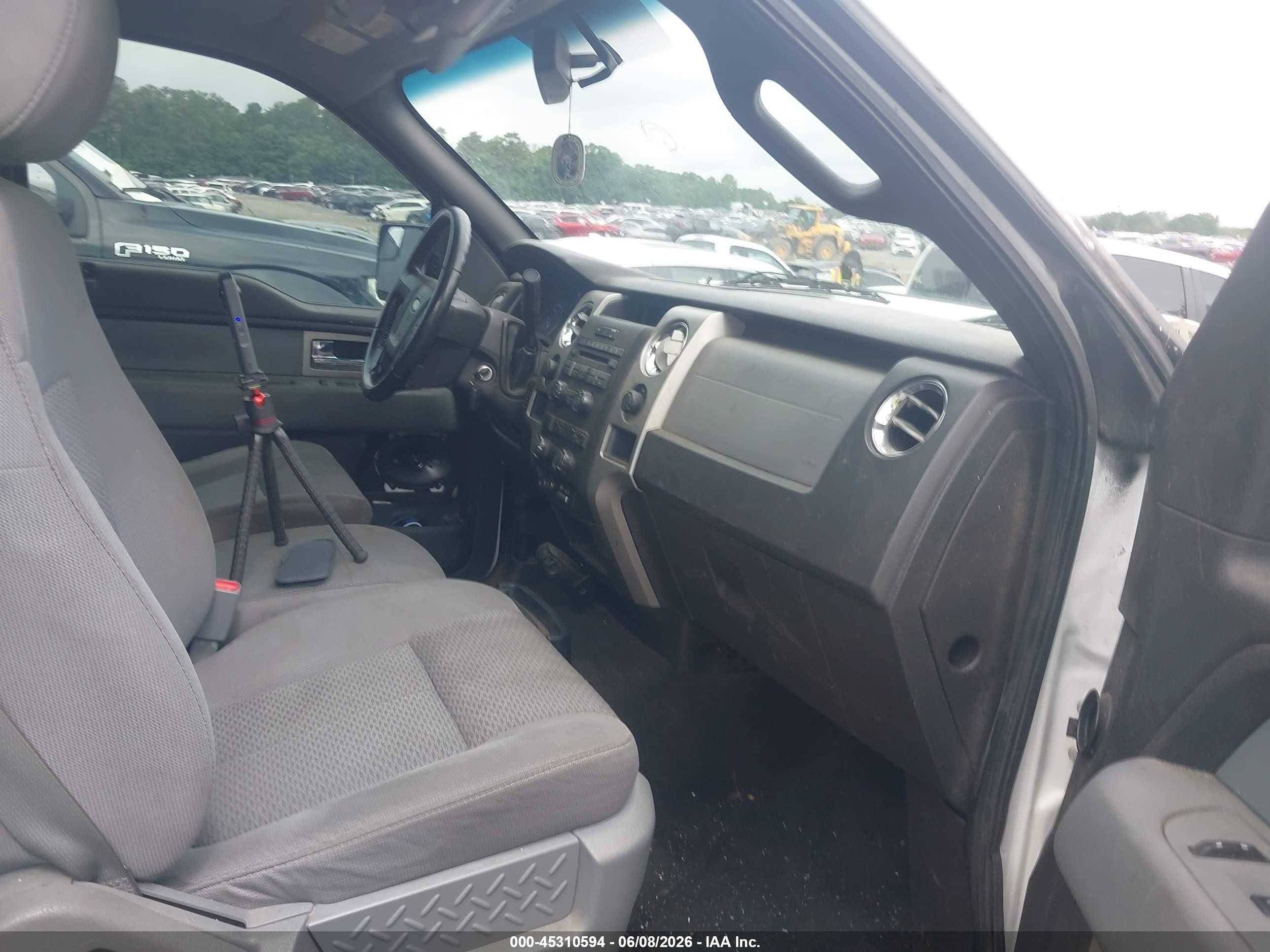 2011 Ford F-150 Xlt White vin: 1FTFW1EFXBFA78460