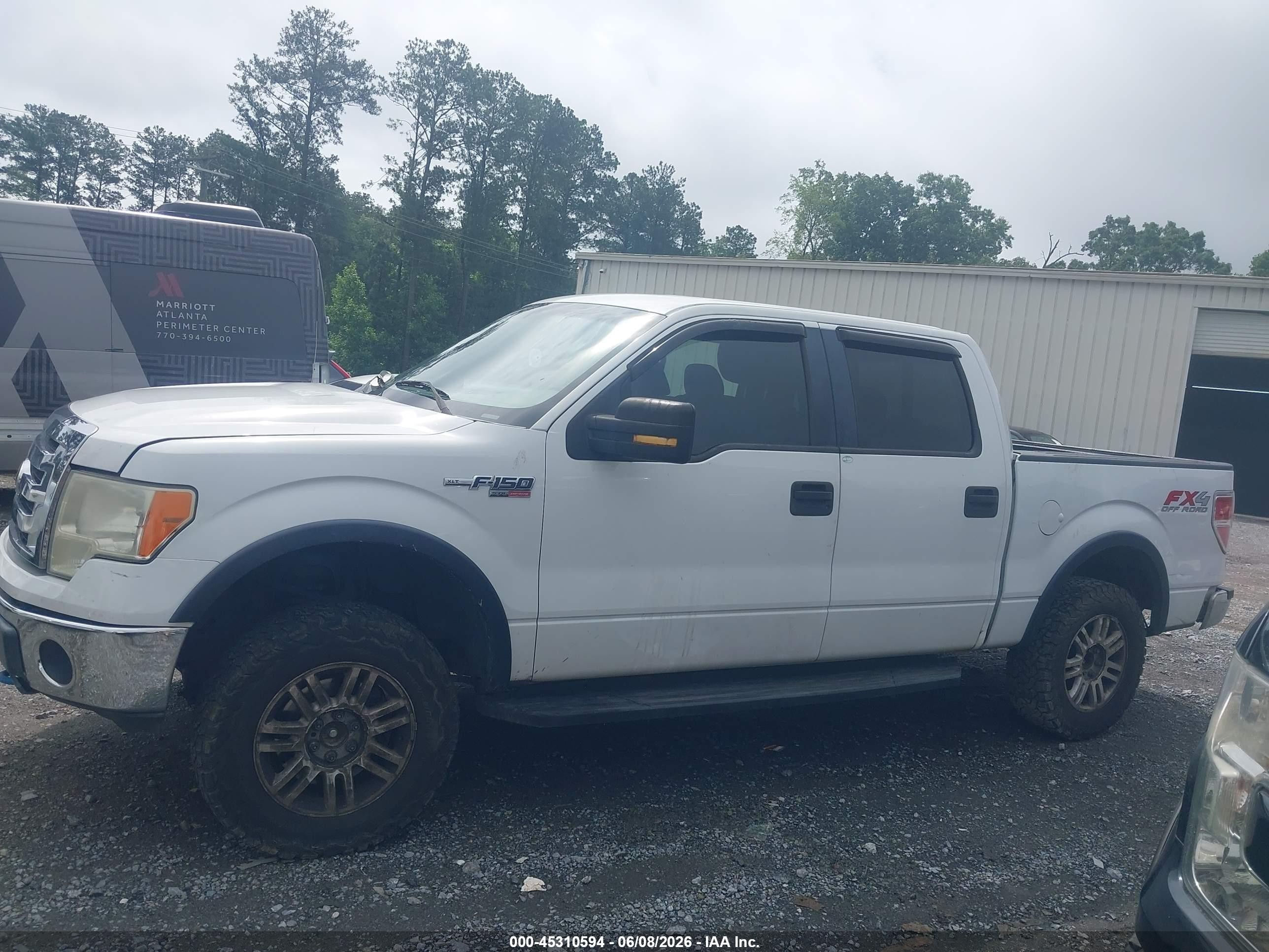 2011 Ford F-150 Xlt White vin: 1FTFW1EFXBFA78460