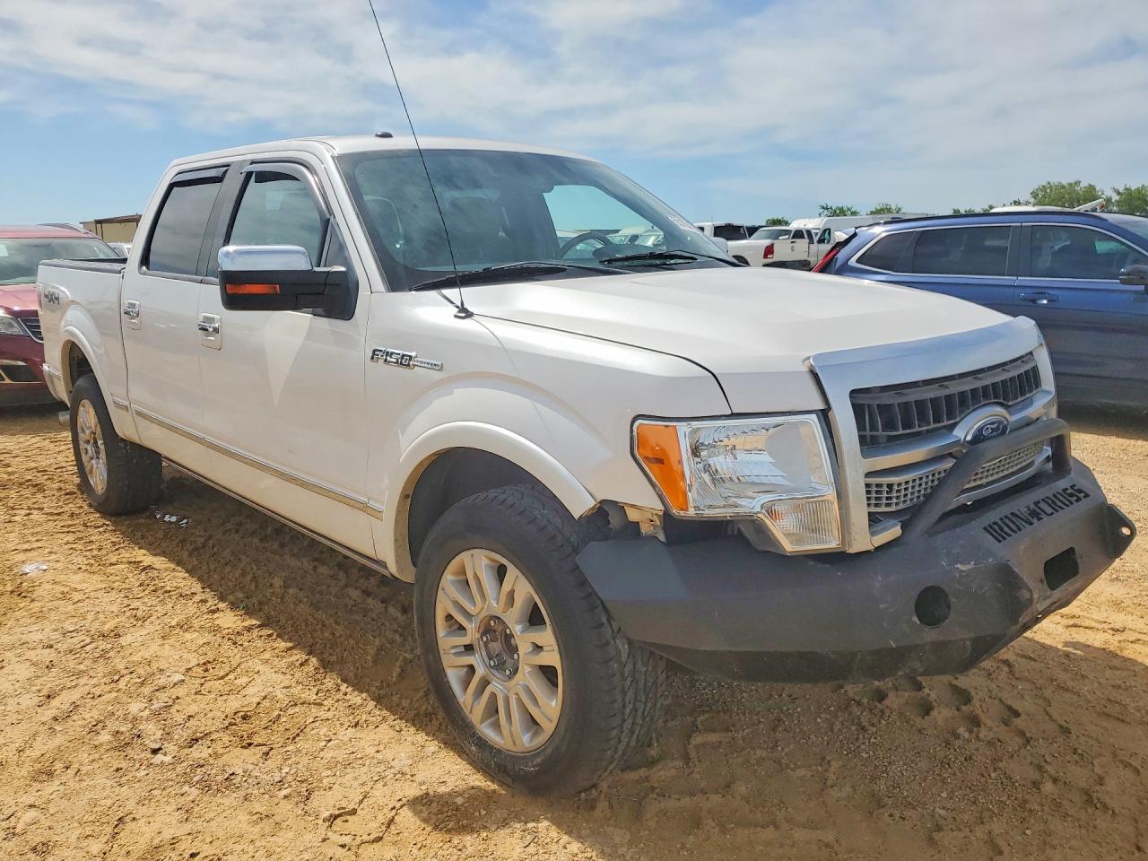 2011 Ford F150 Supercrew White vin: 1FTFW1EFXBFC38434