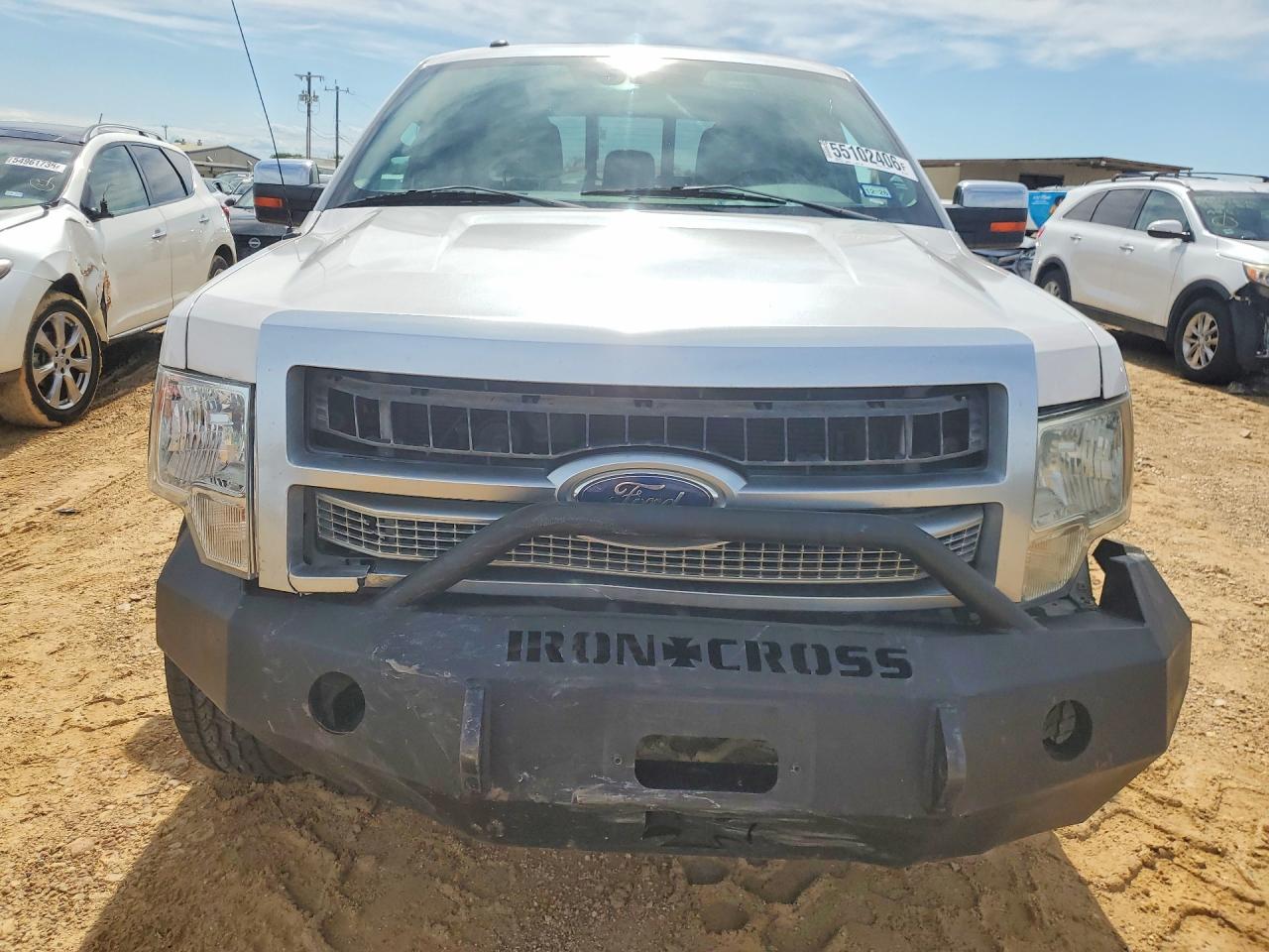2011 Ford F150 Supercrew White vin: 1FTFW1EFXBFC38434