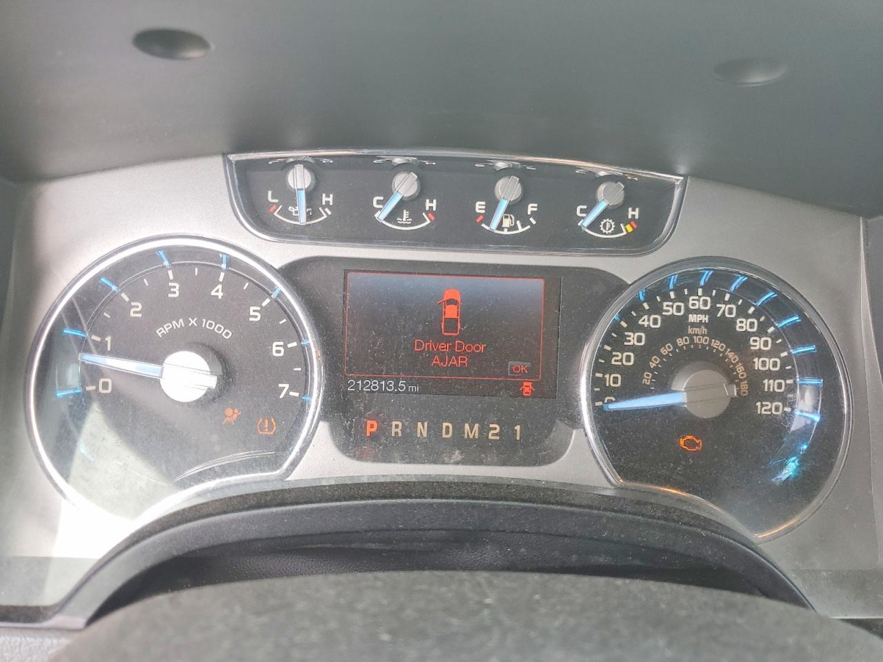 2011 Ford F150 Supercrew White vin: 1FTFW1EFXBFC38434
