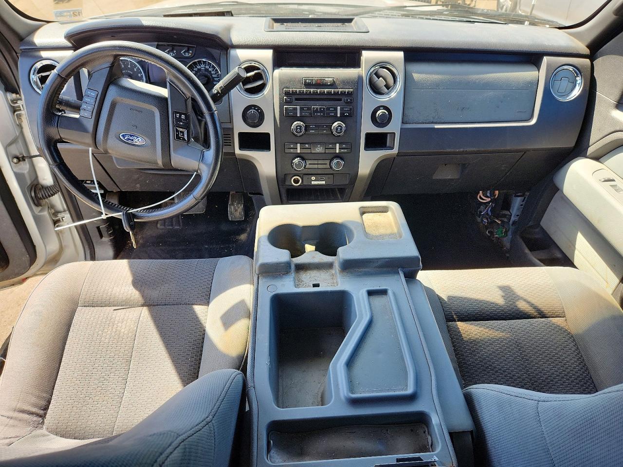 2011 Ford F150 Supercrew Silver vin: 1FTFW1EFXBFC65018