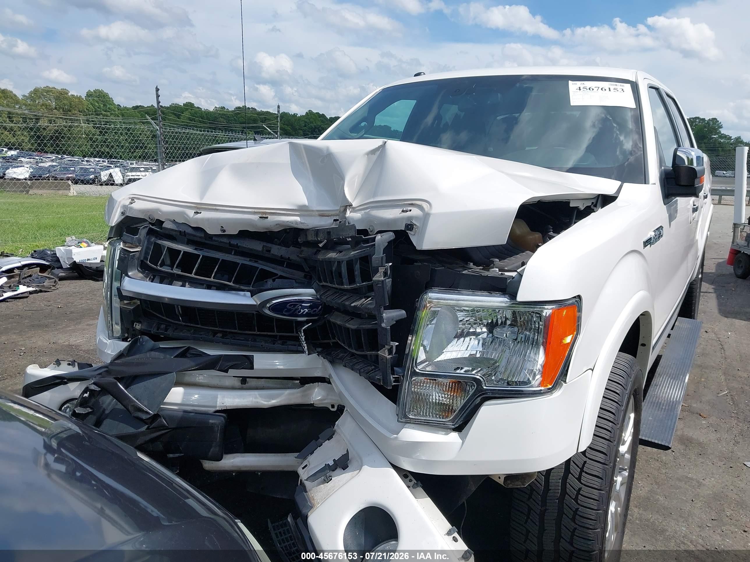 2011 Ford F-150 Platinum Белый vin: 1FTFW1EFXBFC84216