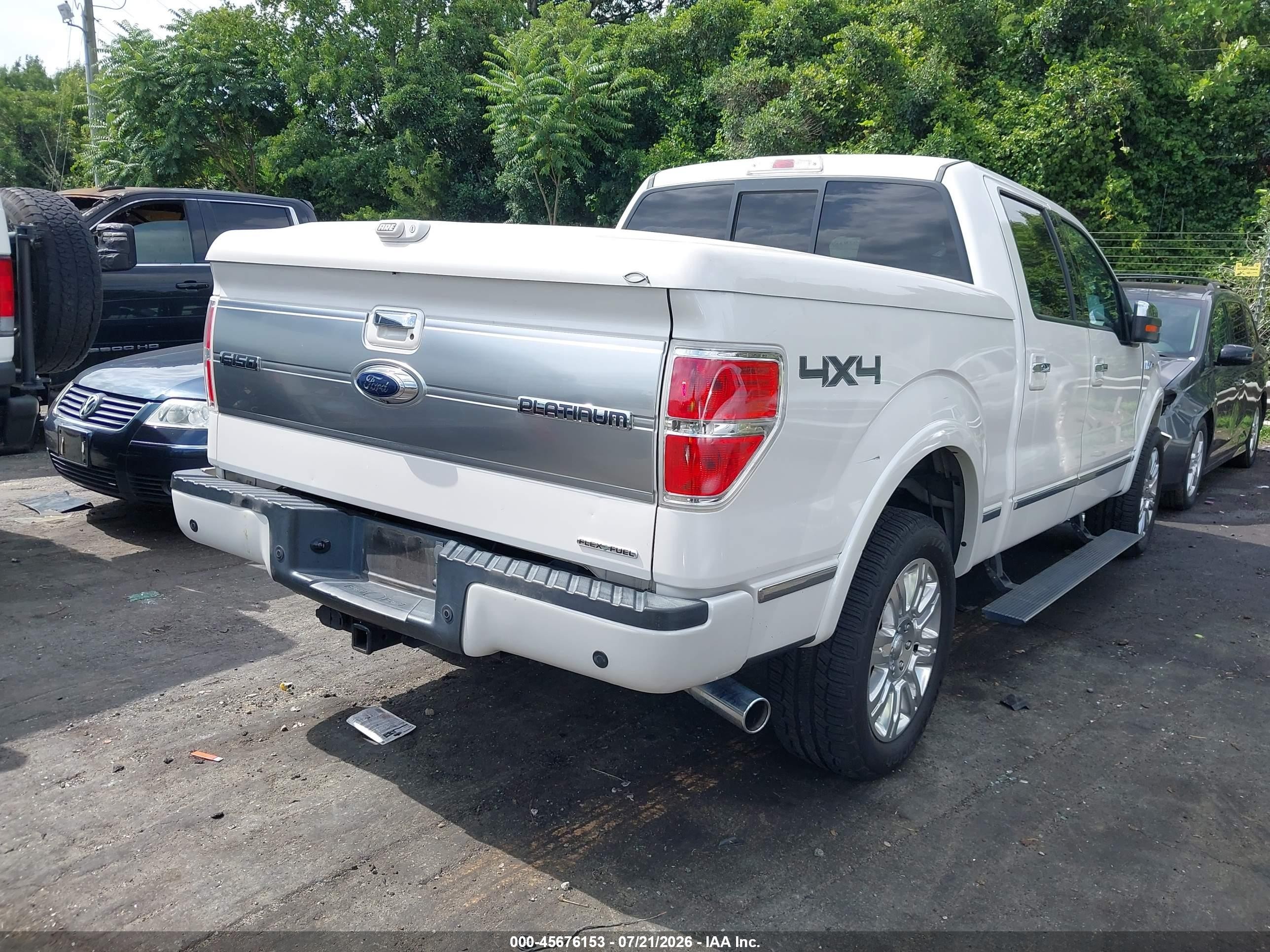 2011 Ford F-150 Platinum Белый vin: 1FTFW1EFXBFC84216