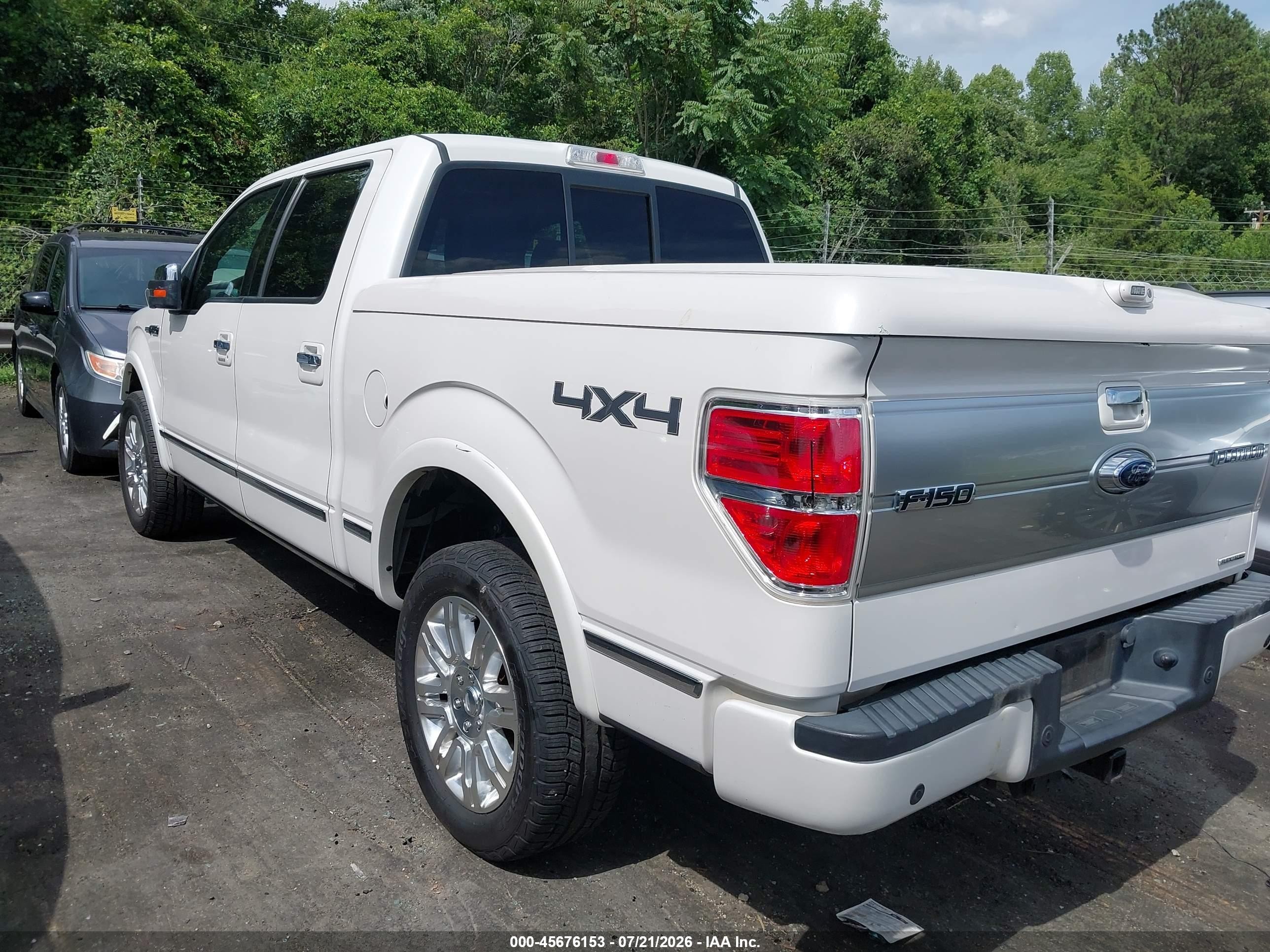 2011 Ford F-150 Platinum Белый vin: 1FTFW1EFXBFC84216