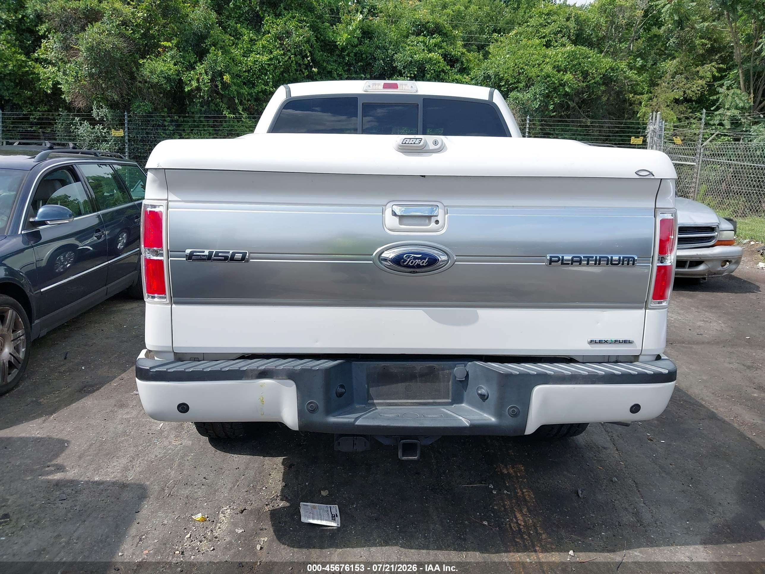 2011 Ford F-150 Platinum Белый vin: 1FTFW1EFXBFC84216