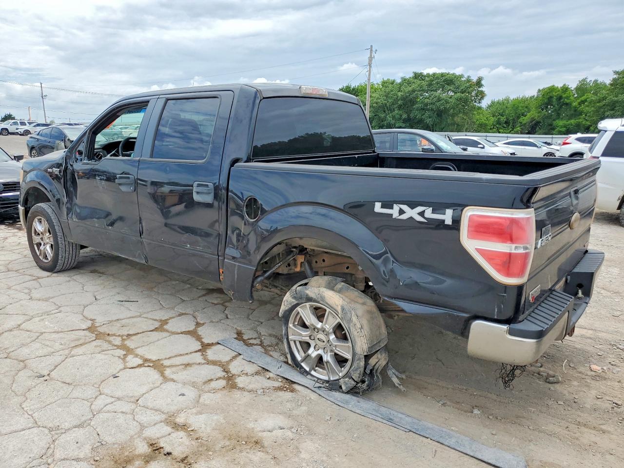 2011 Ford F150 Supercrew Black vin: 1FTFW1EFXBFD09597