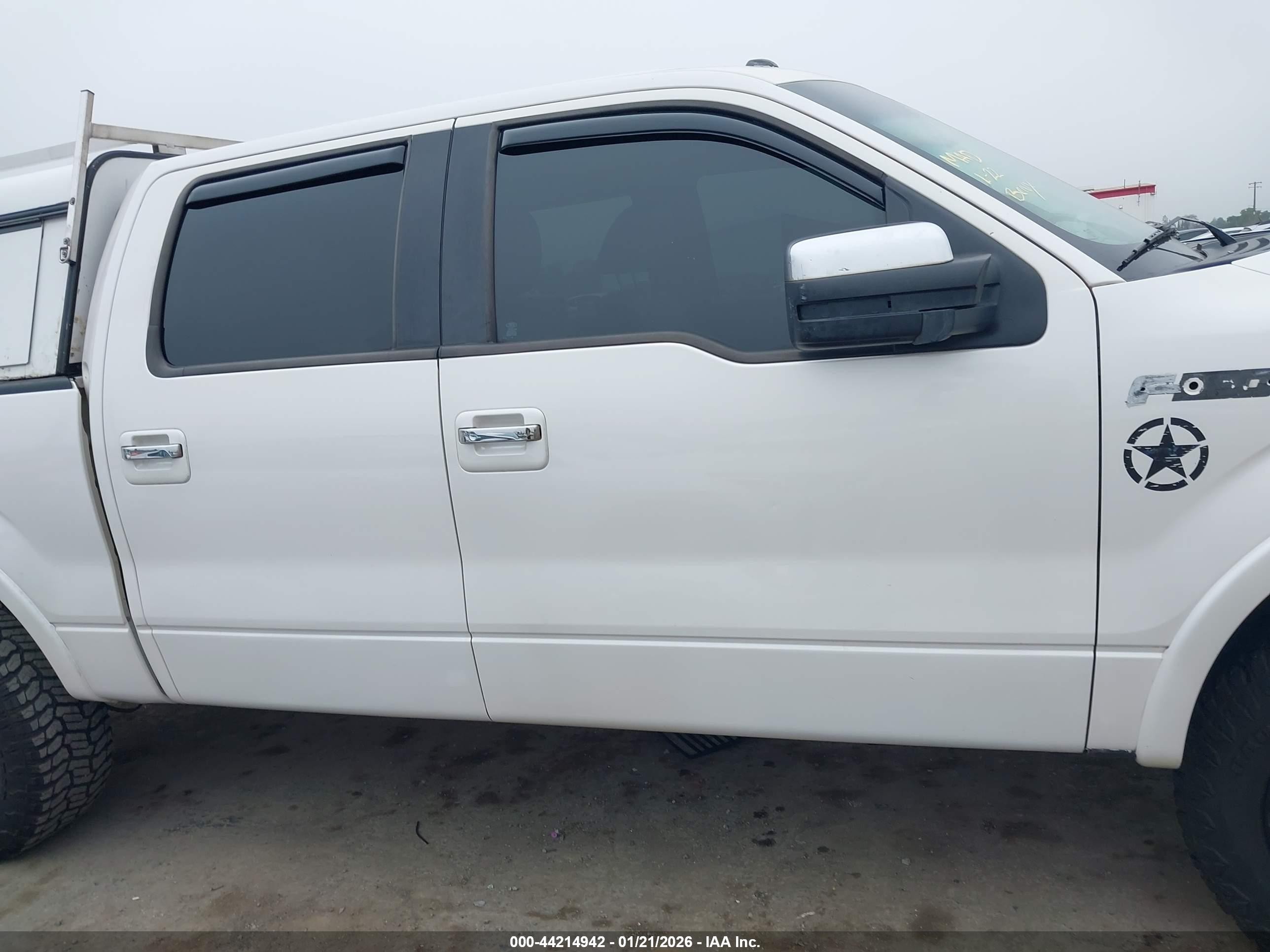 2011 Ford F-150 Lariat White vin: 1FTFW1EFXBFD22849