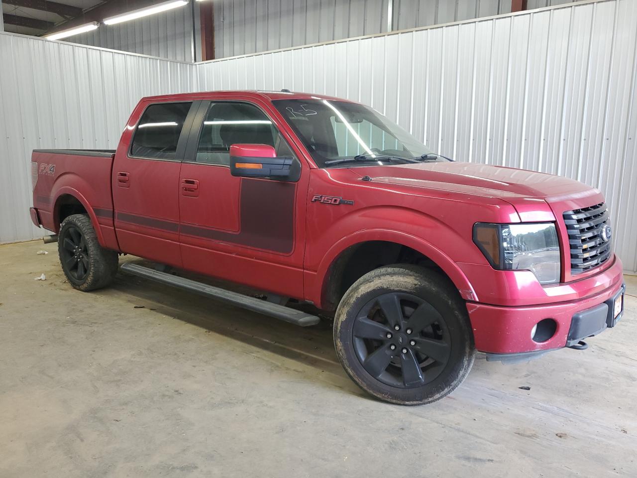 2012 Ford F150 Supercrew Красный vin: 1FTFW1EFXCFC11073 Damage: Right Front Door, Dent(S) W/ Paint Dmg, 1 To 2 Inches