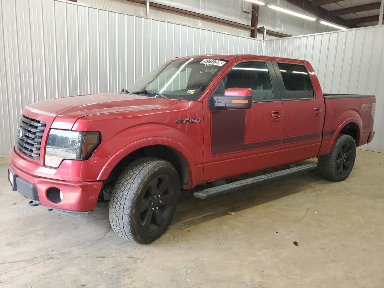 2012 Ford F150 Supercrew Красный vin: 1FTFW1EFXCFC11073 Damage: Left Front Door, Dent(S) W/ Paint Dmg, 1 To 2 Inches