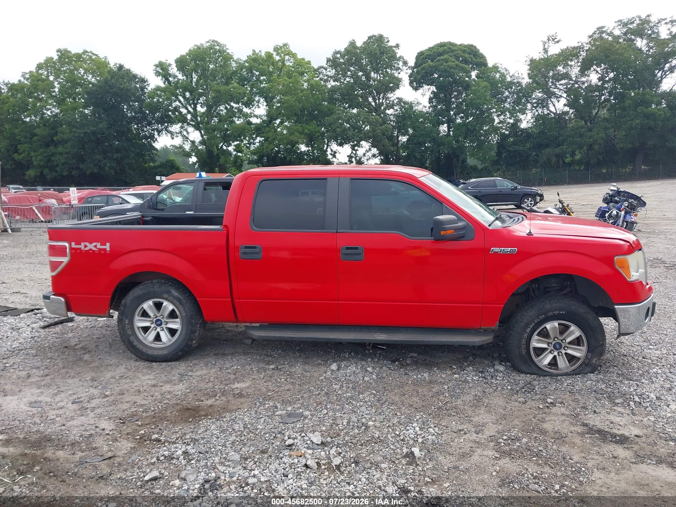 2013 Ford F-150 Xlt Красный vin: 1FTFW1EFXDFC66902