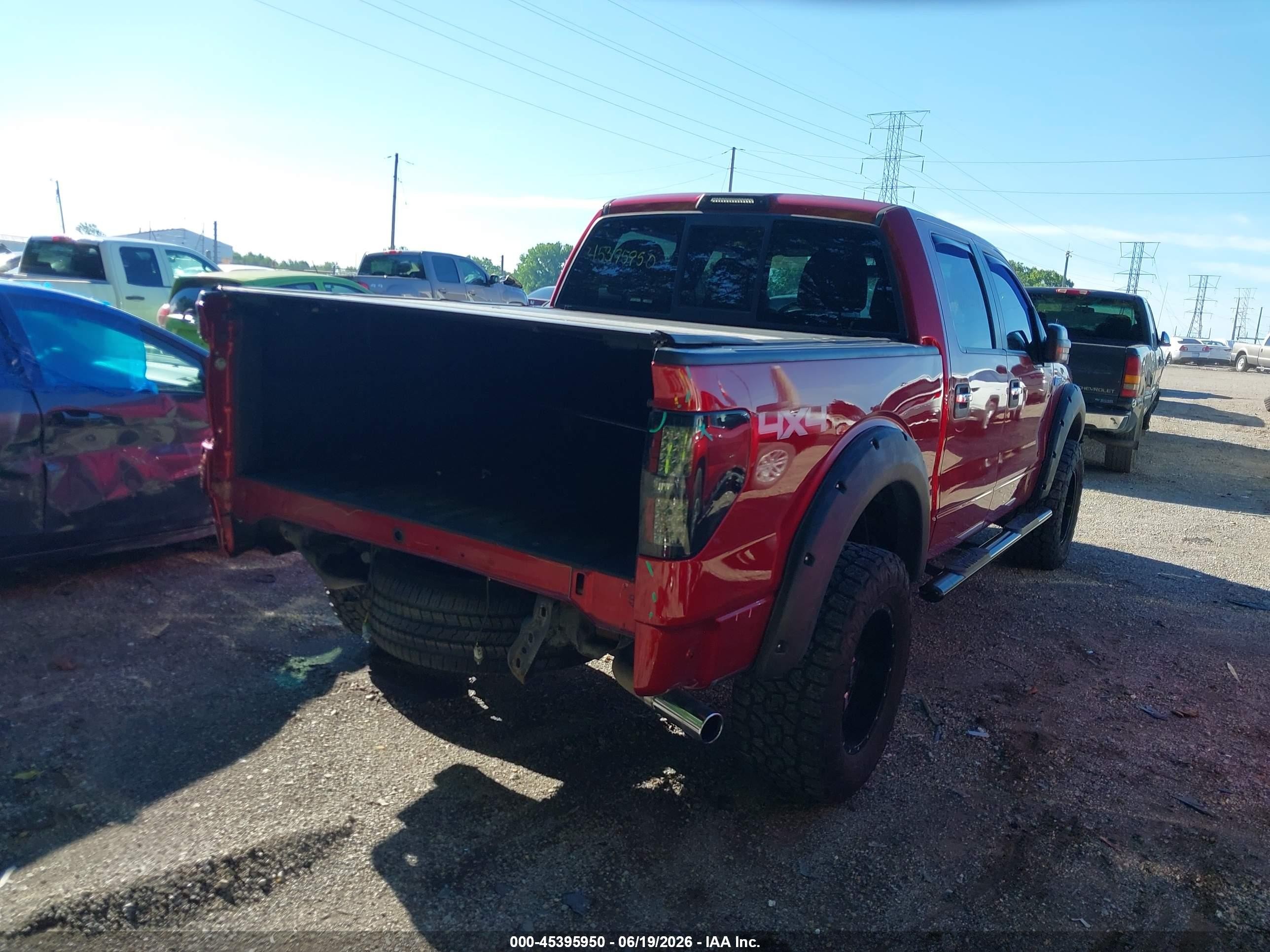 2014 Ford F-150 Xlt Red vin: 1FTFW1EFXEFC29978