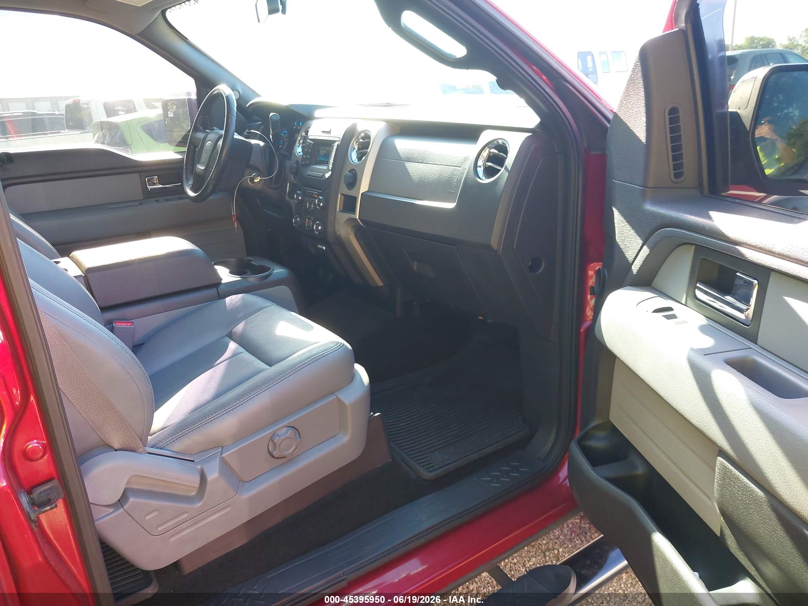 2014 Ford F-150 Xlt Red vin: 1FTFW1EFXEFC29978