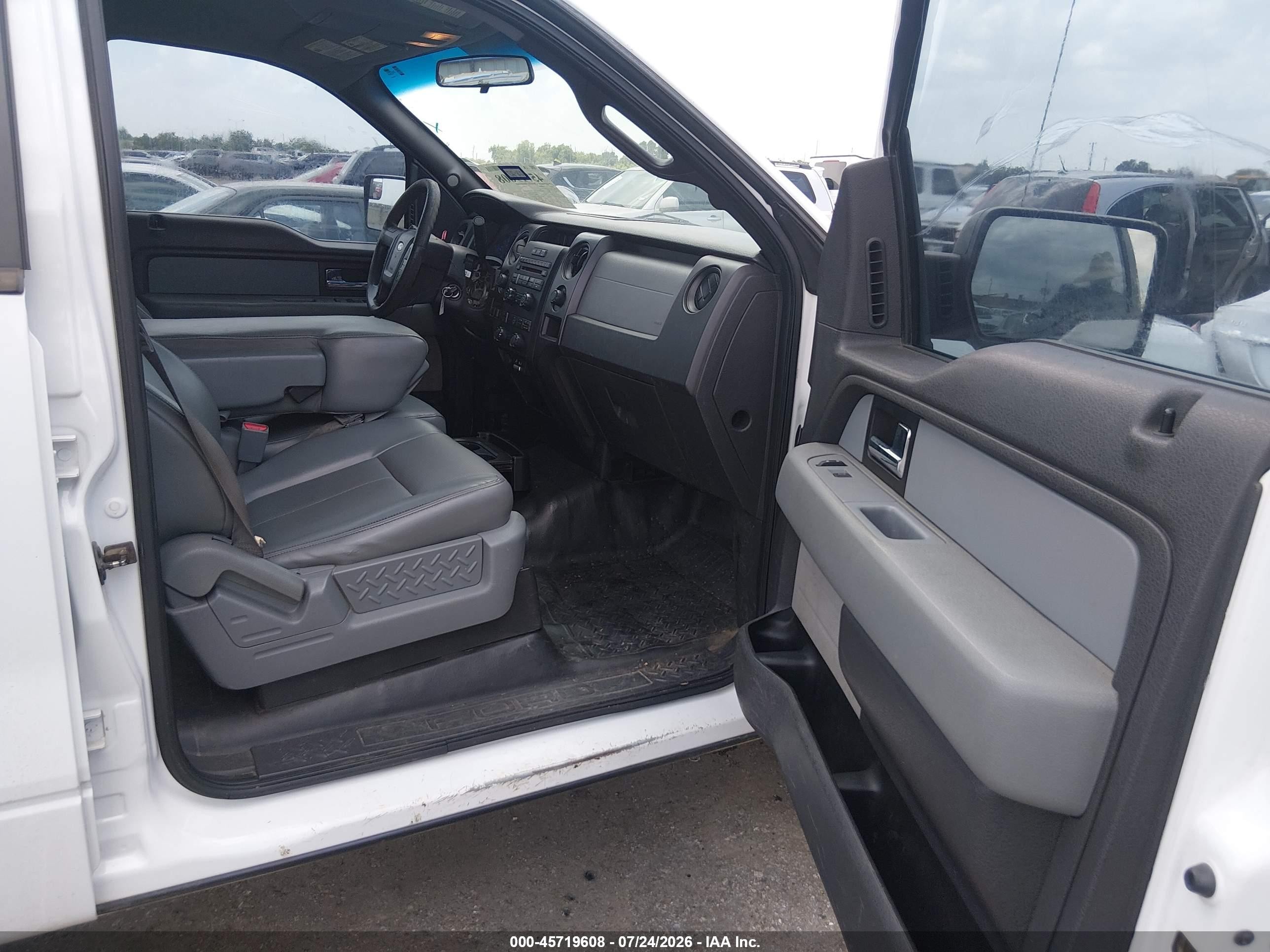 2014 Ford F-150 Xl Белый vin: 1FTFW1EFXEKD99099