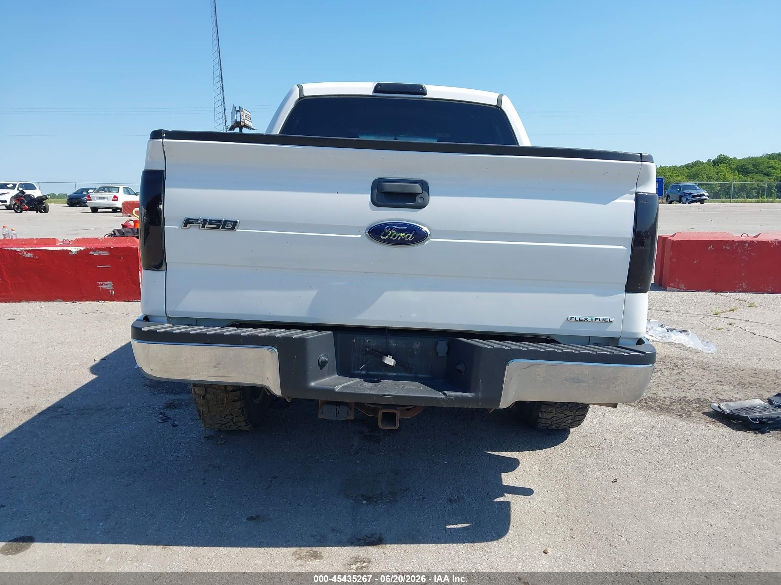 2014 Ford F-150 Xlt White vin: 1FTFW1EFXEKF22996