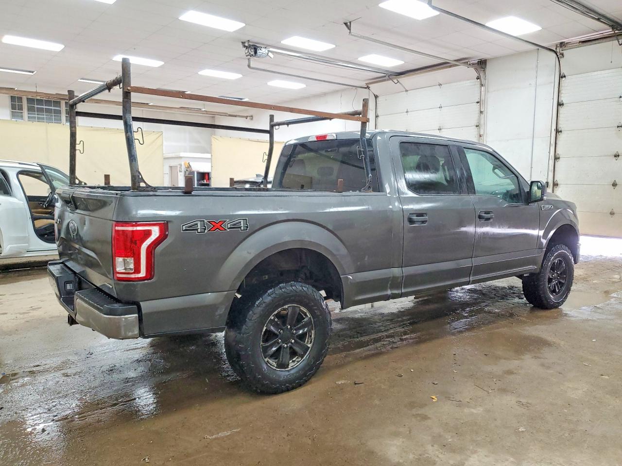 2015 Ford F150 Supercrew Gray vin: 1FTFW1EFXFFA51667