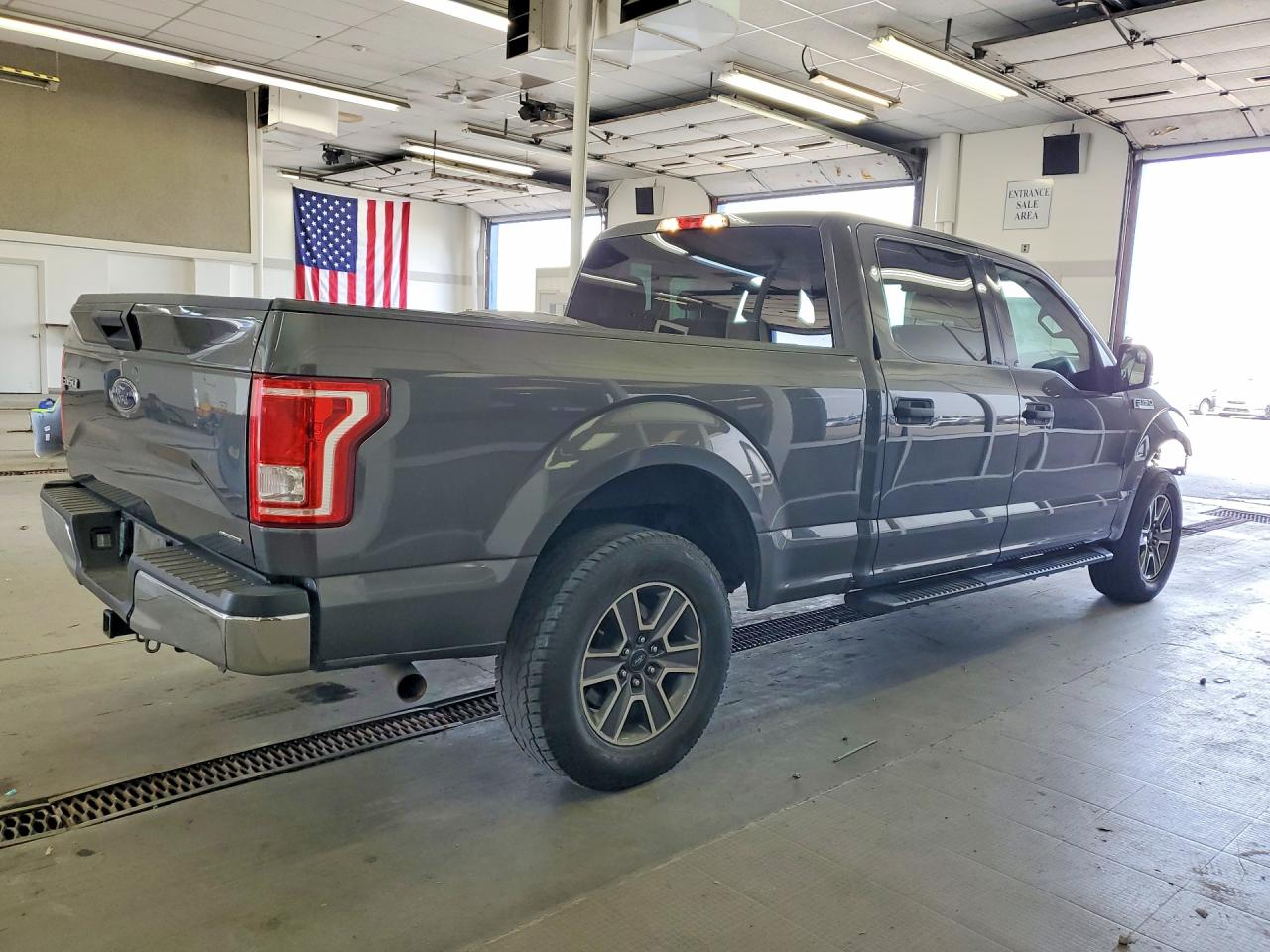 2016 Ford F150 Supercrew Gray vin: 1FTFW1EFXGFA48320