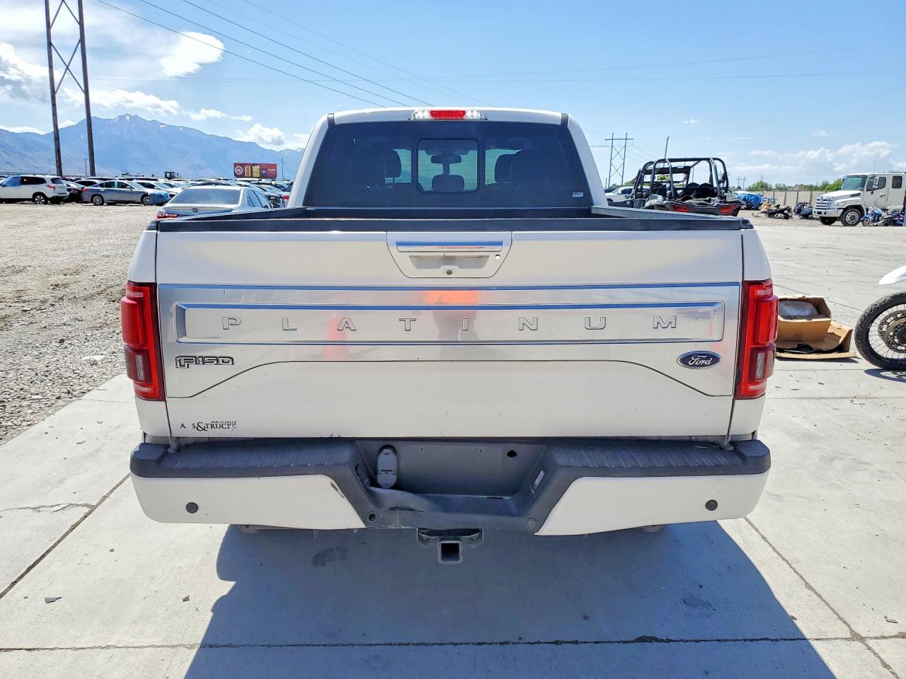 2015 Ford F-150 White vin: 1FTFW1EG0FFB44352