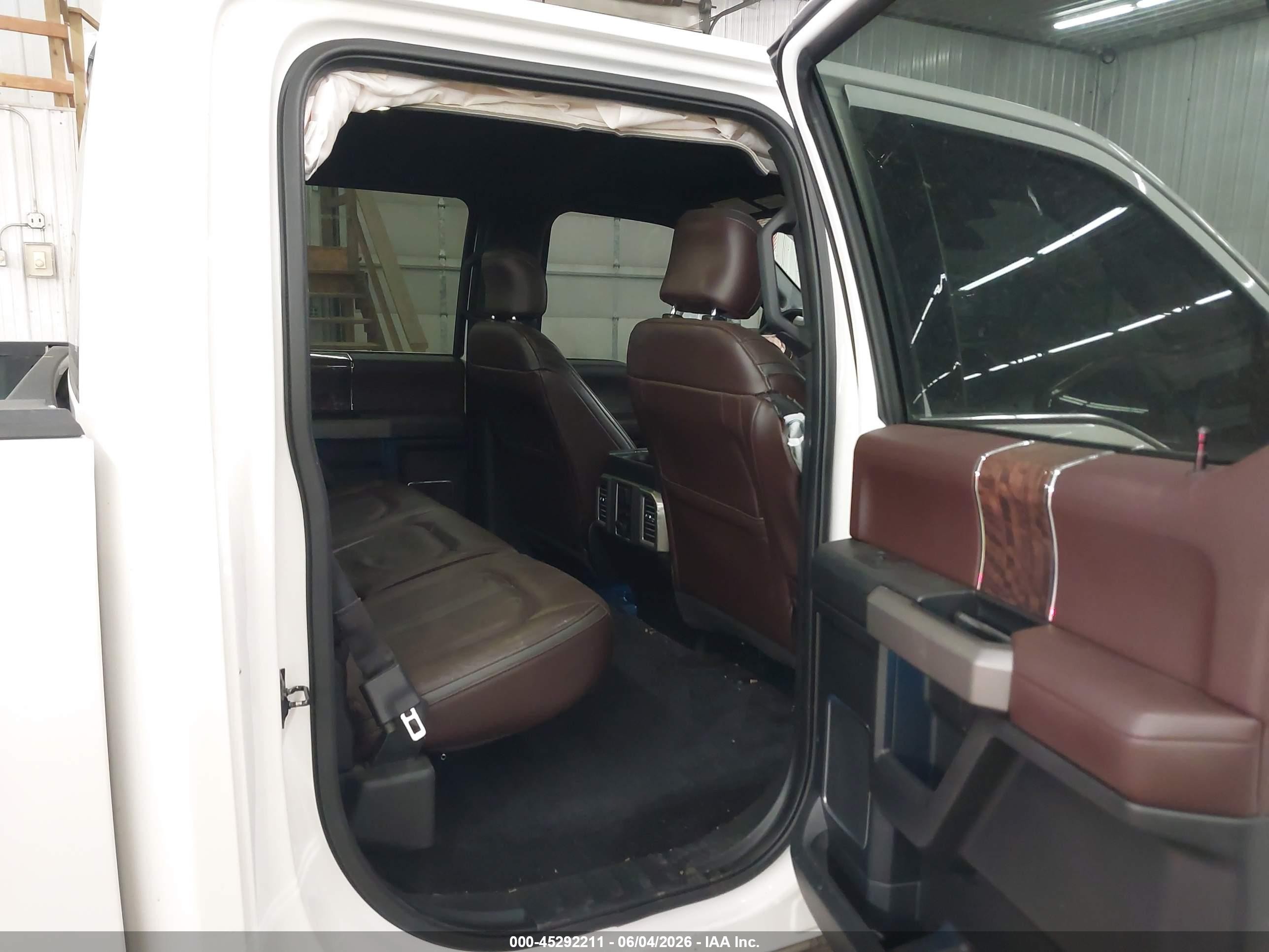 2015 Ford F-150 Platinum Белый vin: 1FTFW1EG0FFC53619